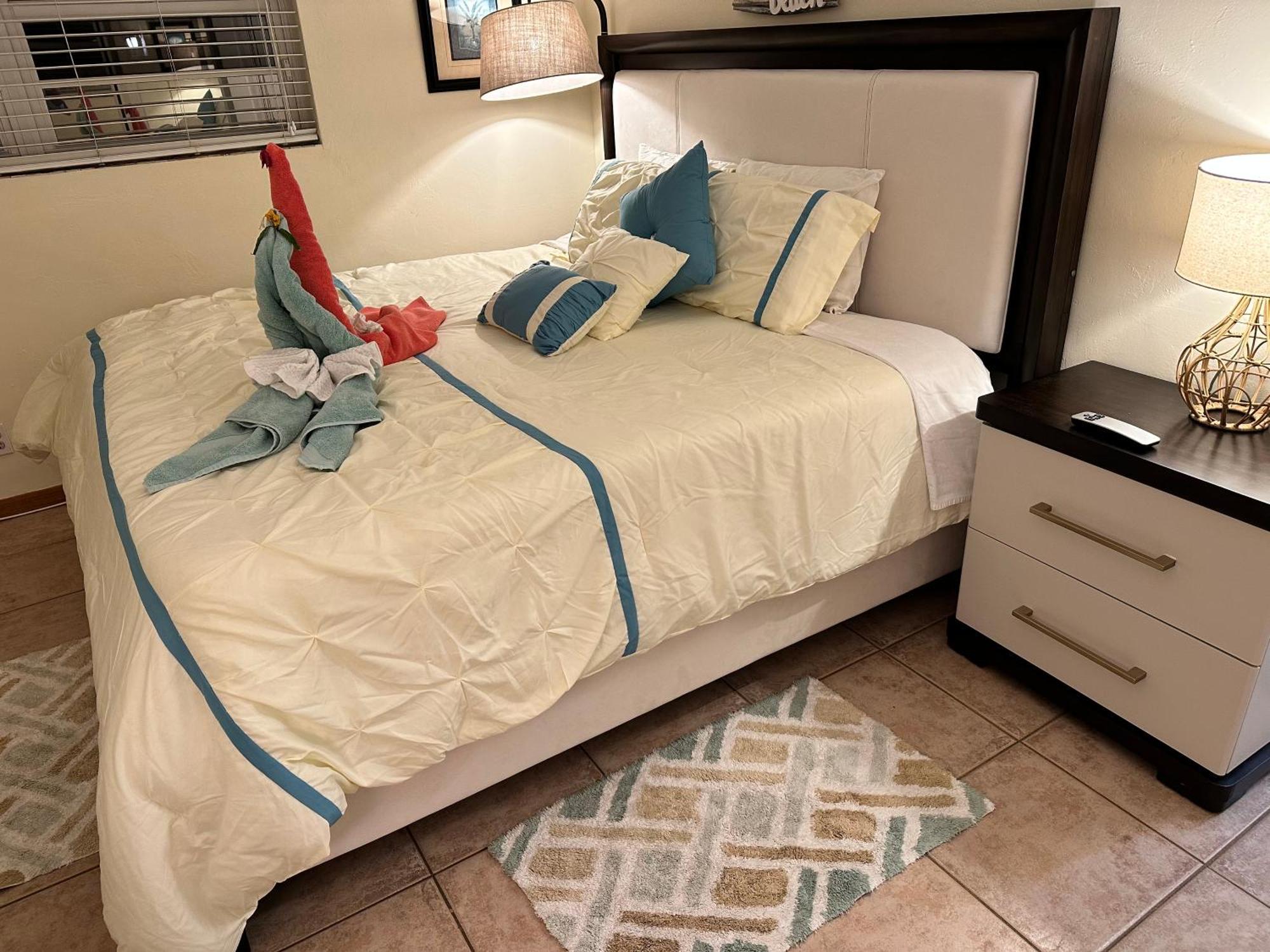 Holiday home Spaces Sunny Oasis 4br Retreat With 2 King Beds, Amazing Pool, Near South Florida Beaches *