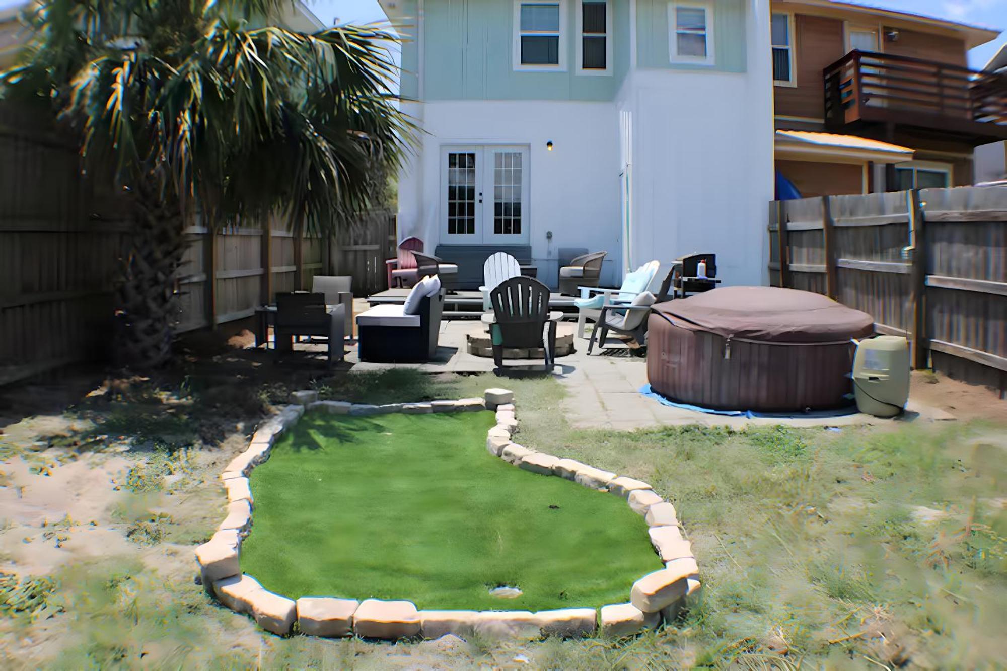 Oceanview Oasis - Relax With Hot Tub, Breakfast, Fire Pit & Putting Green! Holiday home Panama City Beach