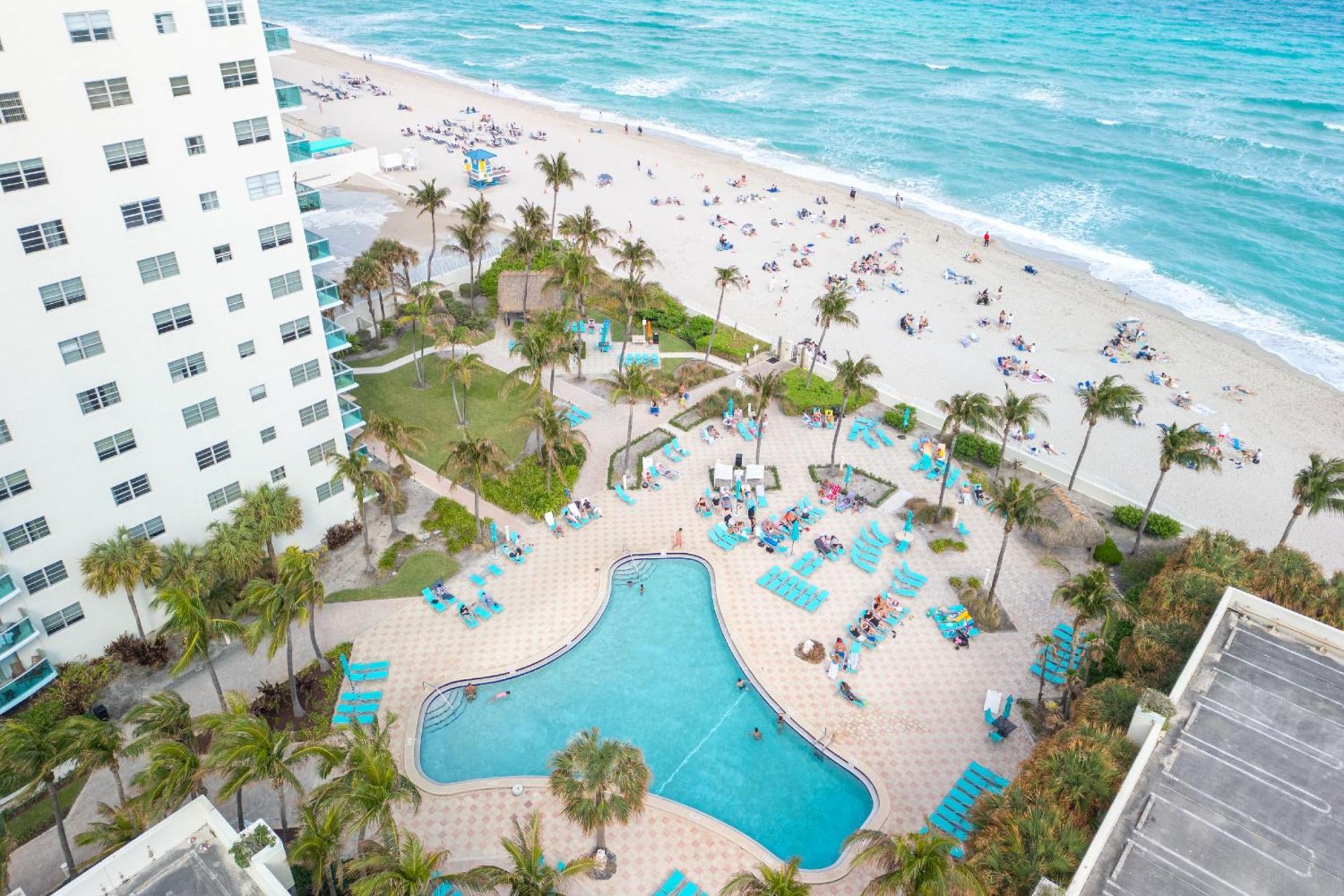 Apartment Modern 1 Bdr Oceanview With Direct Access!