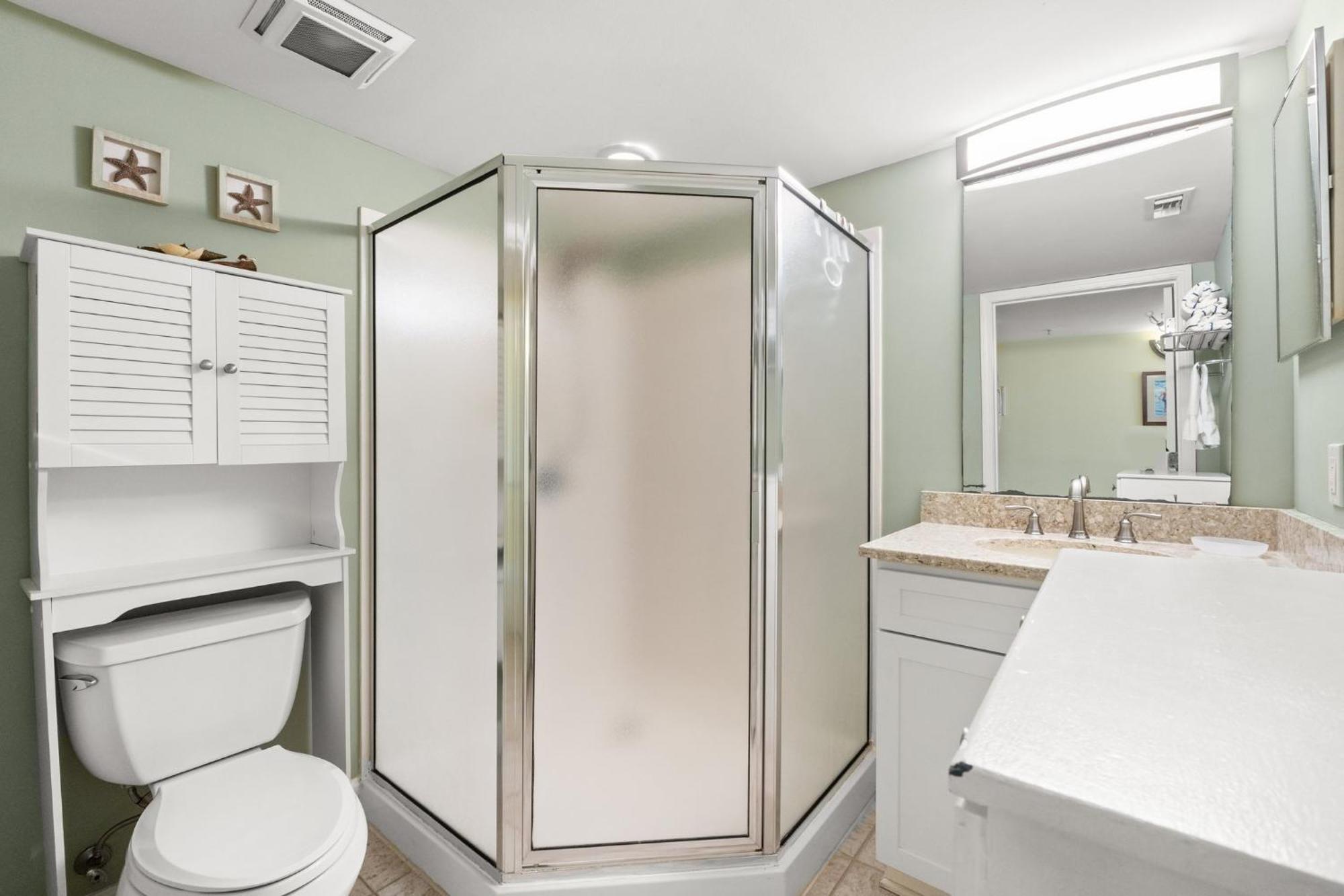 Front Radiant Robins Nest 112, Free Activities Included! Fort Walton Beach