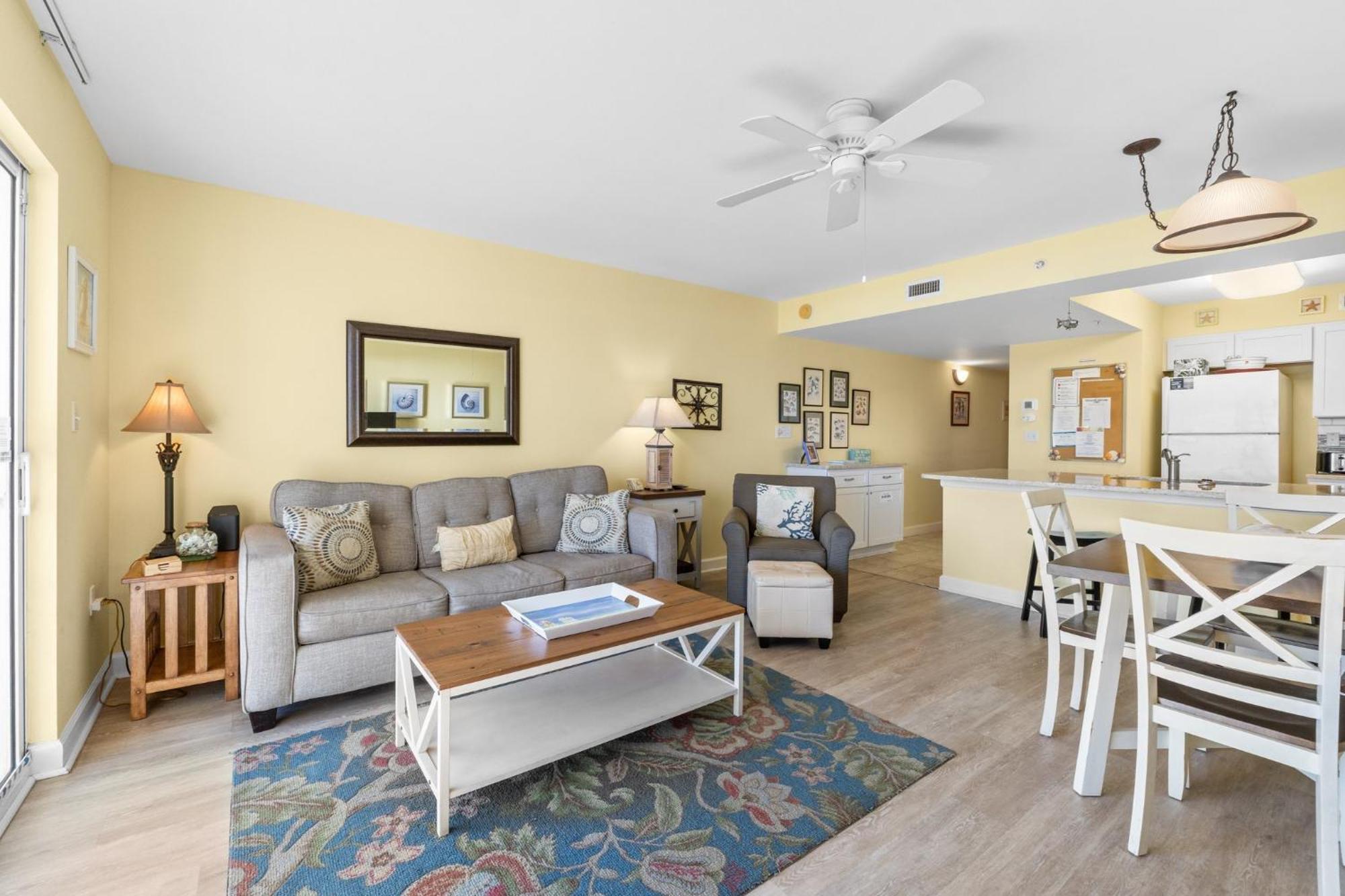 Front Radiant Robins Nest 112, Free Activities Included! * Fort Walton Beach