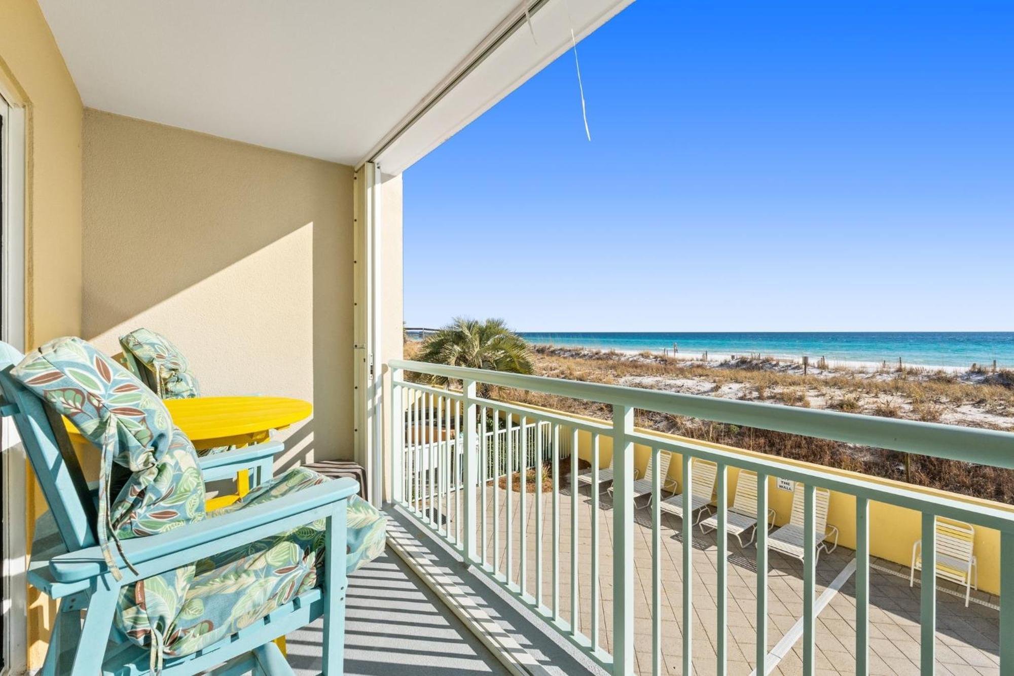 Front Radiant Robins Nest 112, Free Activities Included! Holiday home Fort Walton Beach