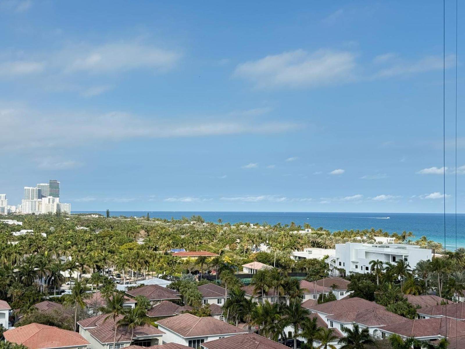 1 Spring Promo - Sunny Isles Seaview Condo, Walk To Beach, Amazing Amenities