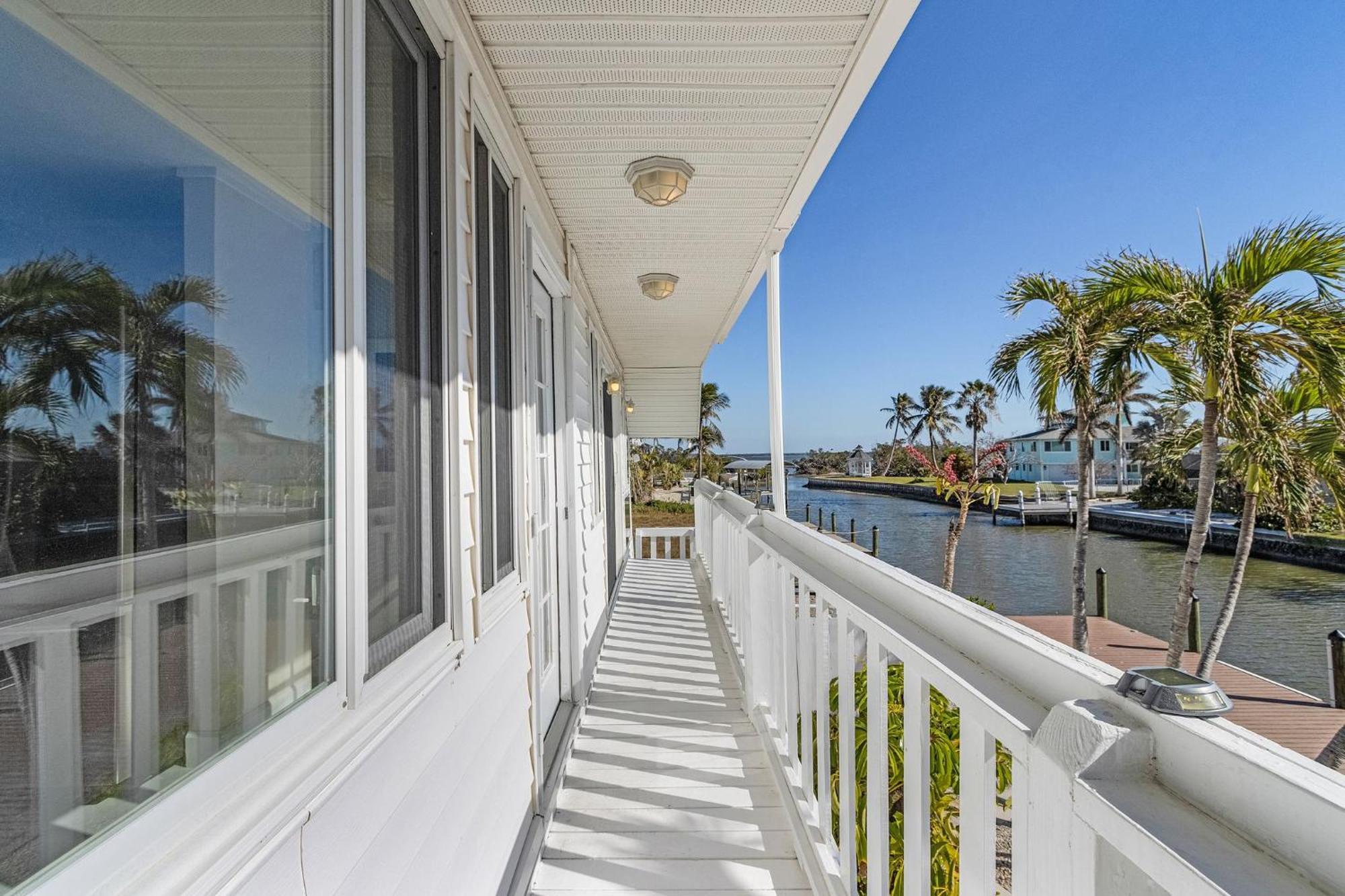 Holiday home Waterfront Duplex W/ Pool & Fort Myers Beach