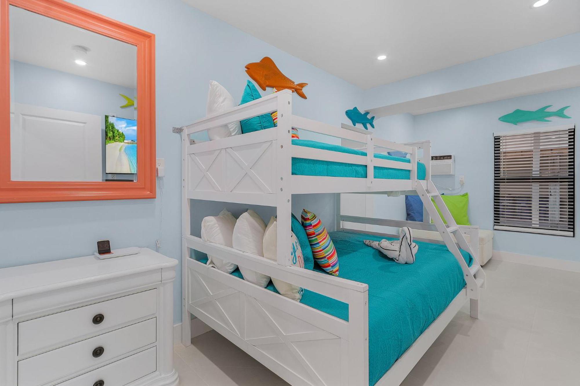 Newly Remodeled Five Bedroom Pool Fort Myers Beach