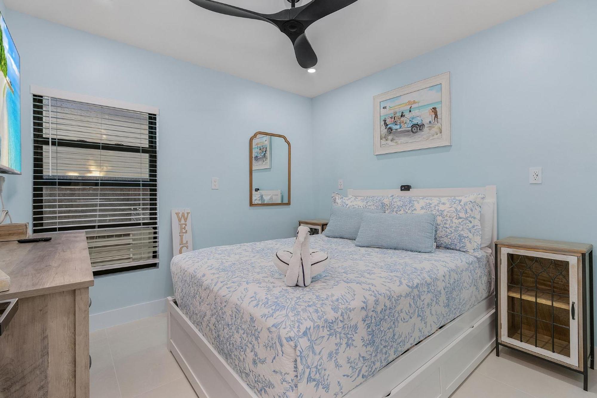 Newly Remodeled Ground Level * Fort Myers Beach