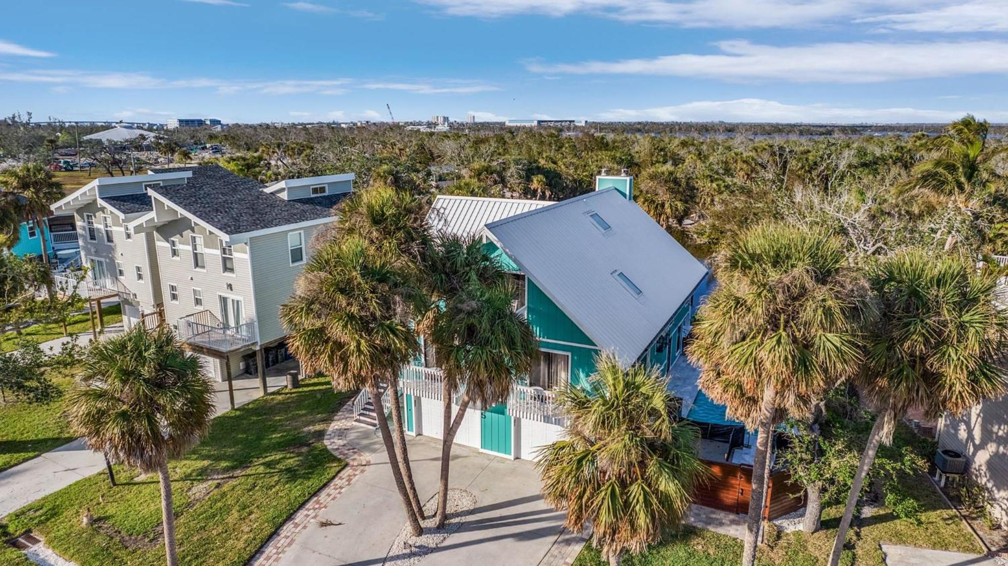 Holiday home Newly Remodeled Ground Level Fort Myers Beach