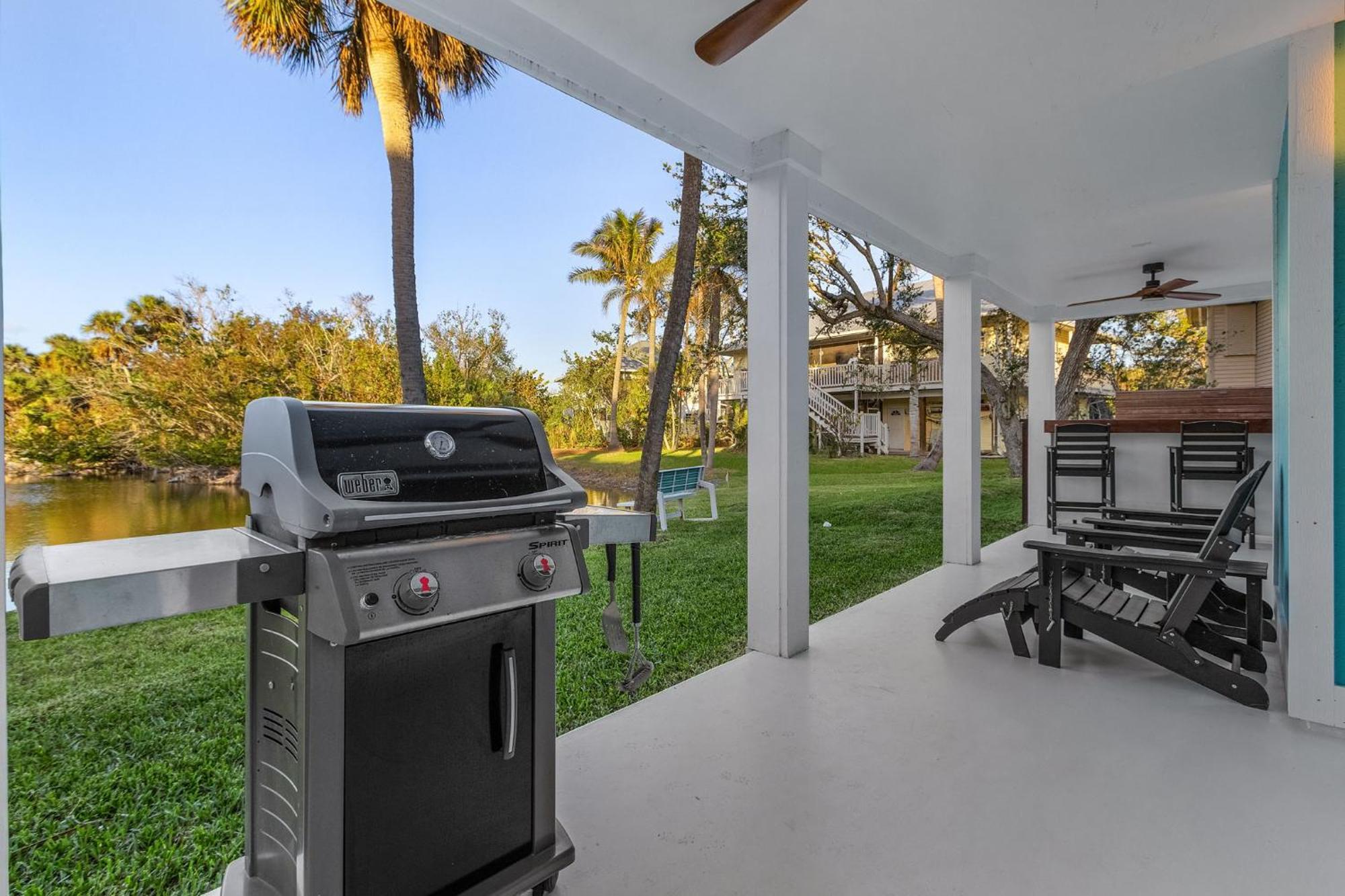 Newly Remodeled Ground Level Holiday home Fort Myers Beach
