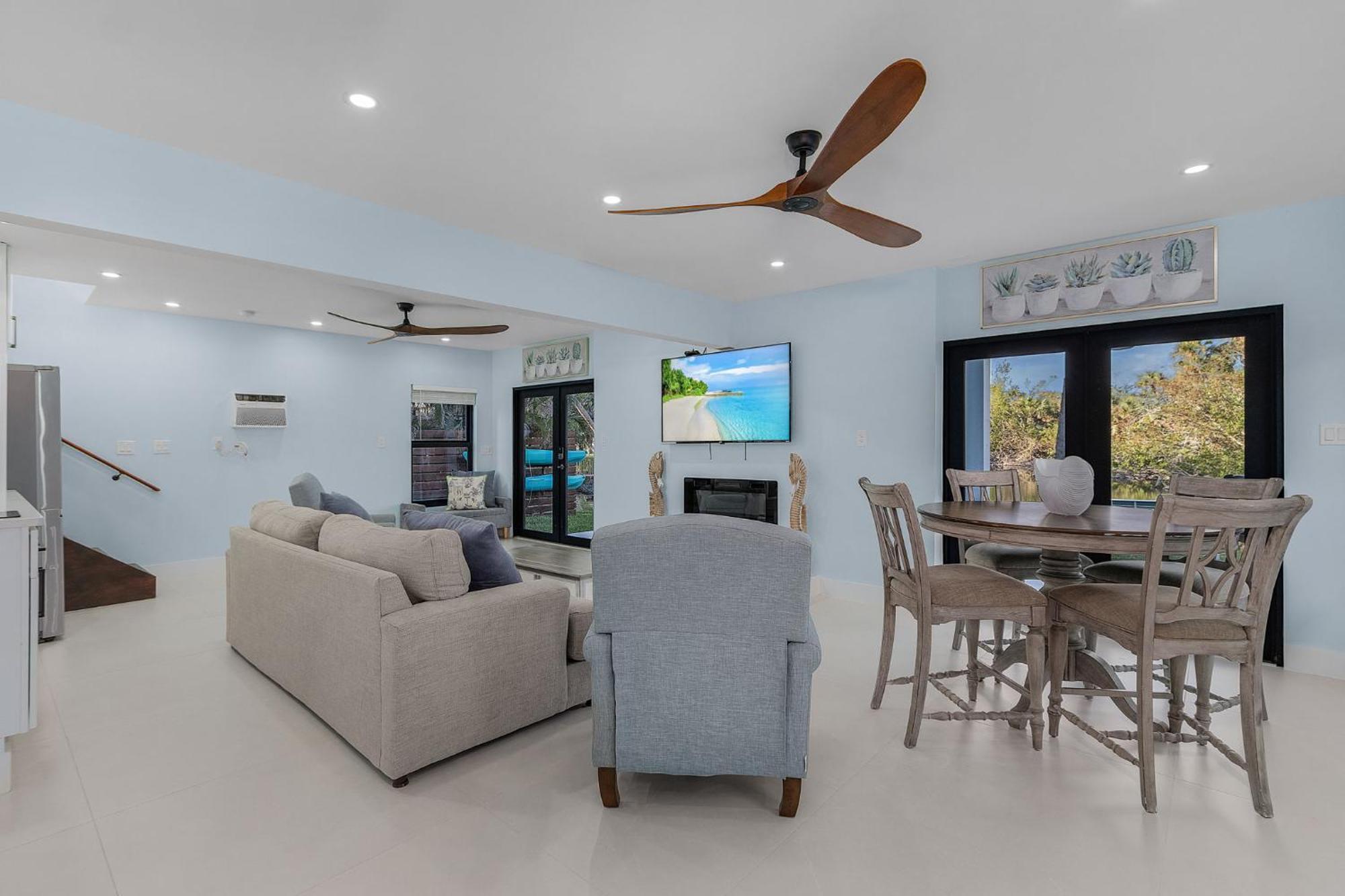 Holiday home Newly Remodeled Ground Level Fort Myers Beach