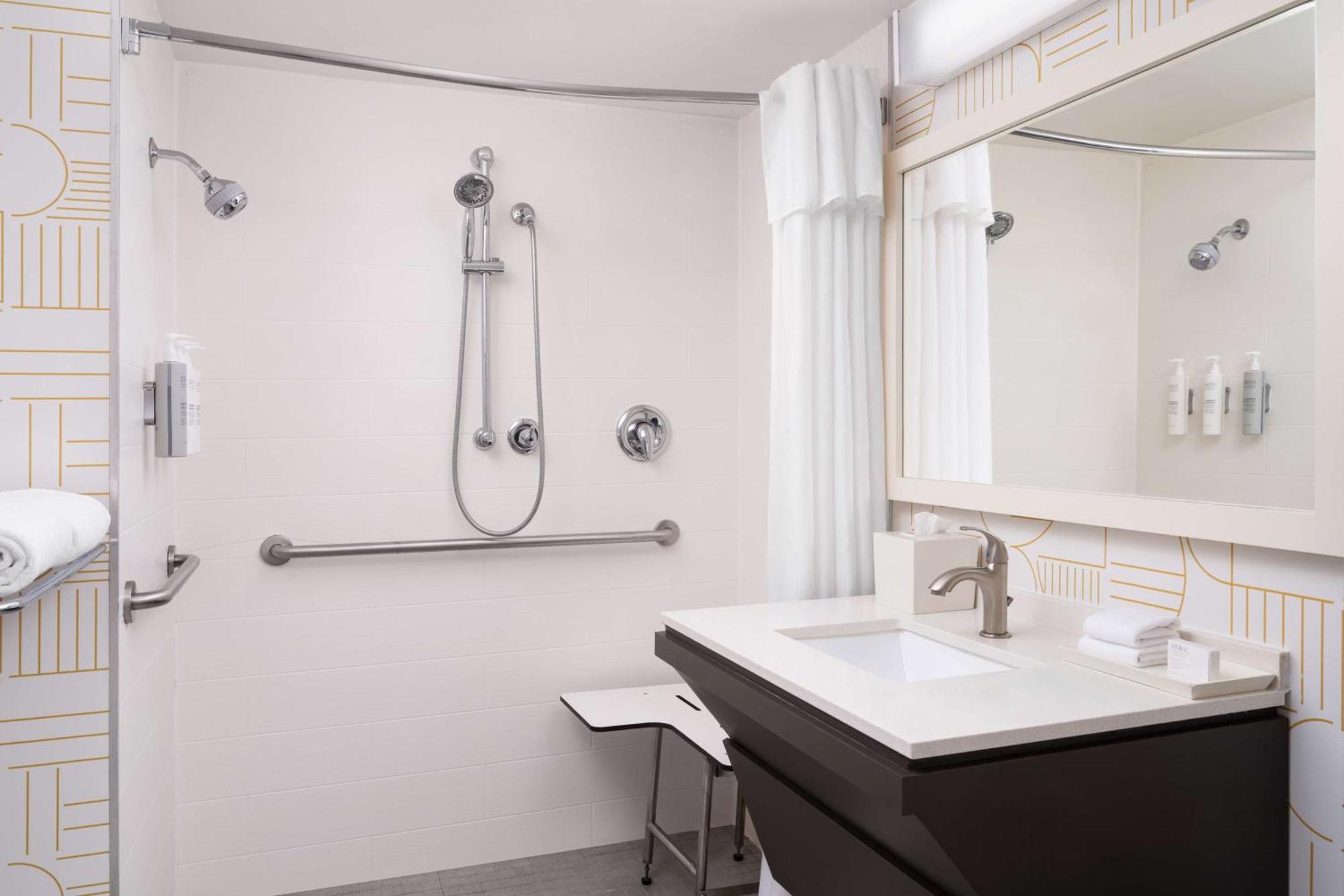 Home2 By Hilton Ft. Lauderdale 3*