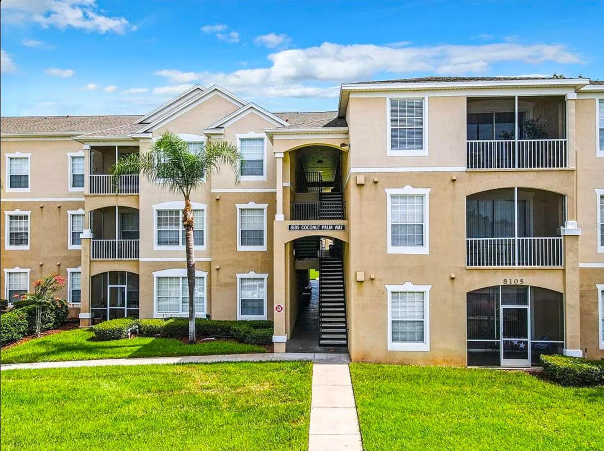 Apartment 3 Bedroom Style Condo, 3 Miles To Disney!
