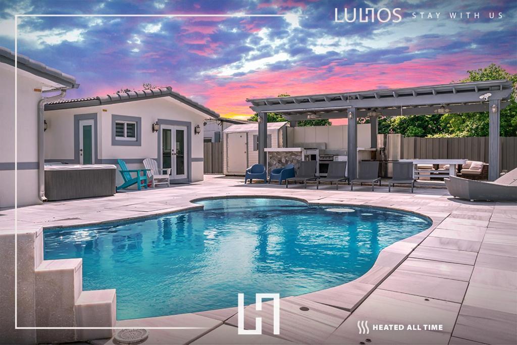 Miami House With Hot Pool-spa & Pool Table L48 Holiday home Hialeah