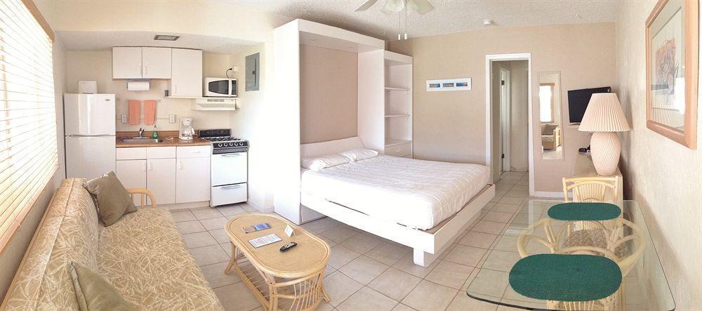 Coral Key 3* Lauderdale-by-the-Sea