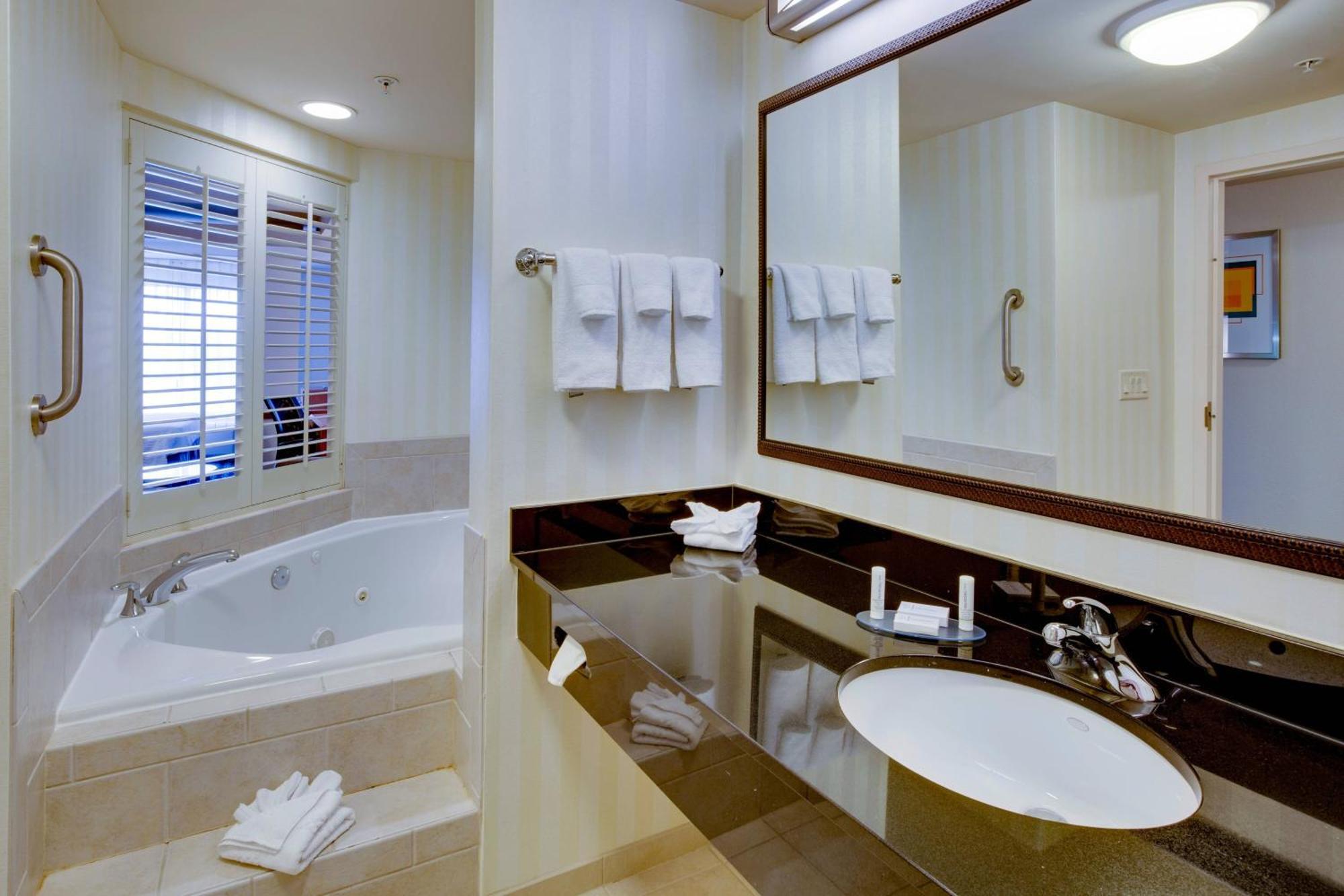 Hotel Fairfield By Marriott & West/palm Bay