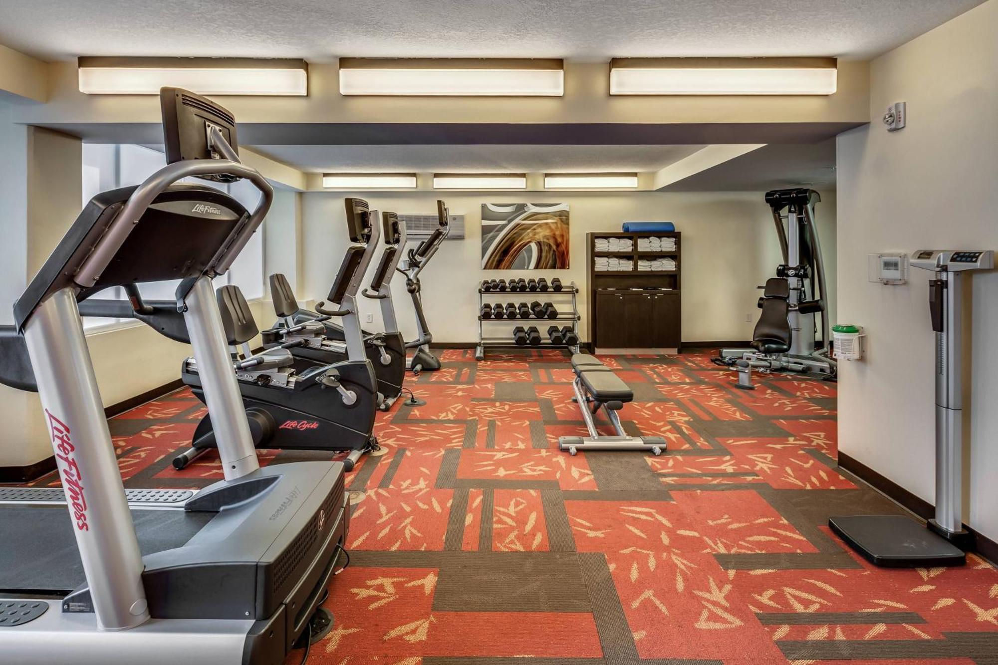 Courtyard By Marriott Jacksonville Oceanfront