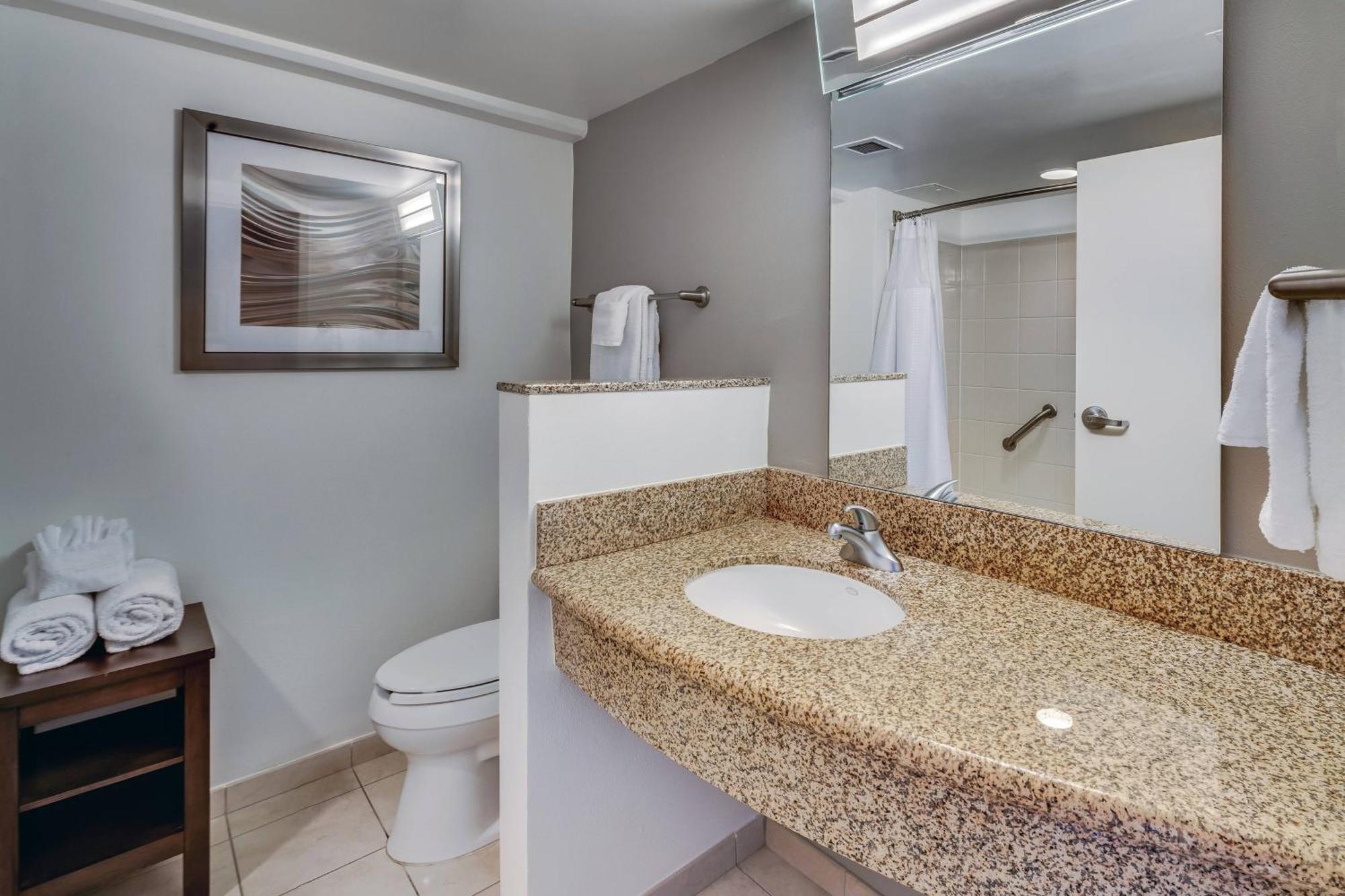 Courtyard By Marriott Jacksonville Oceanfront