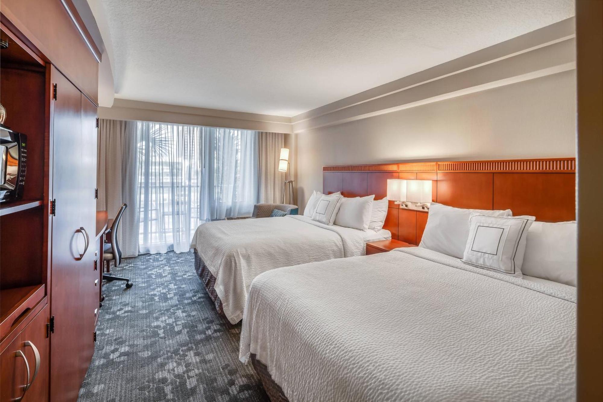 Hotel Courtyard By Marriott Jacksonville Oceanfront Jacksonville Beach