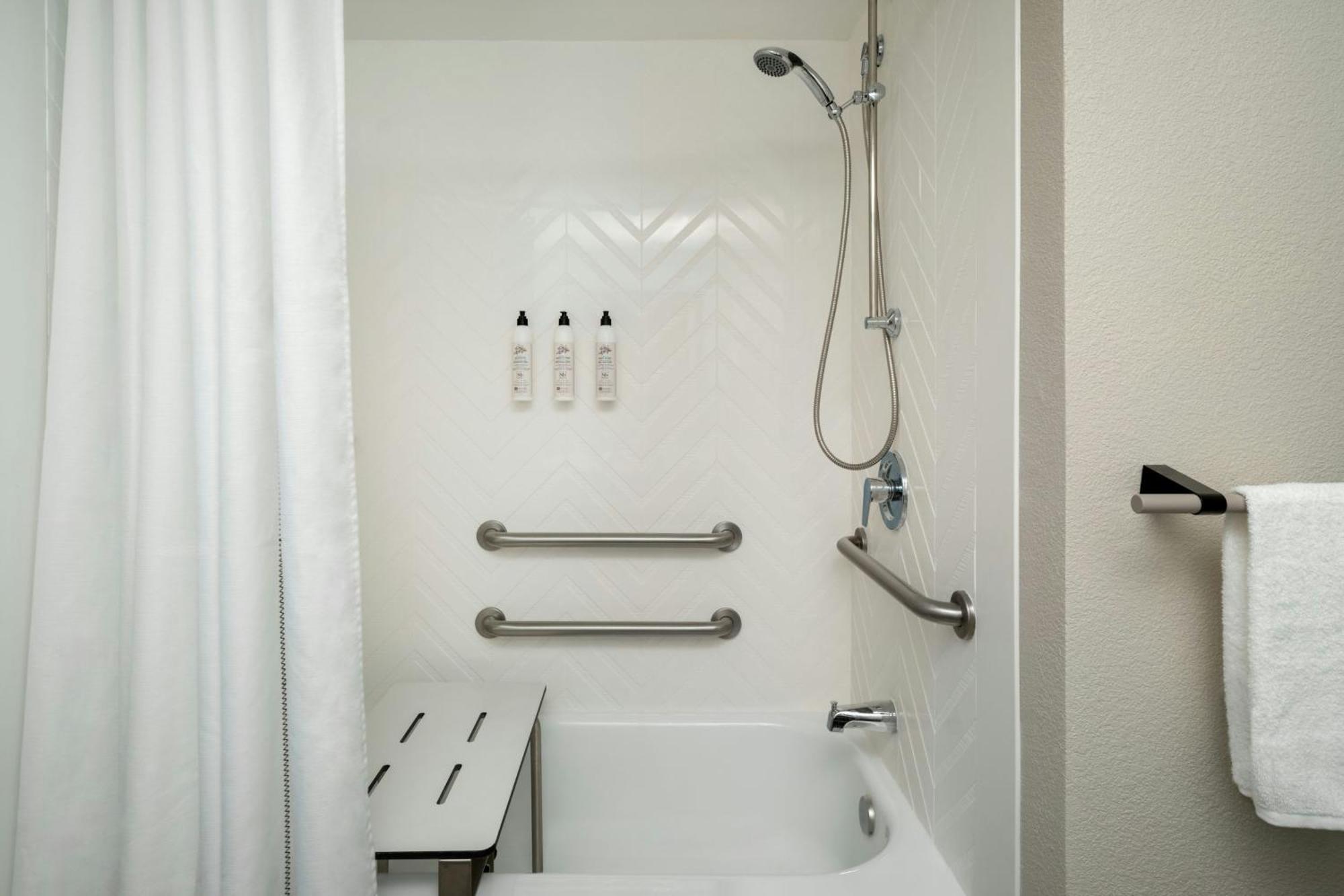 Delta By Marriott Deerwood Jacksonville
