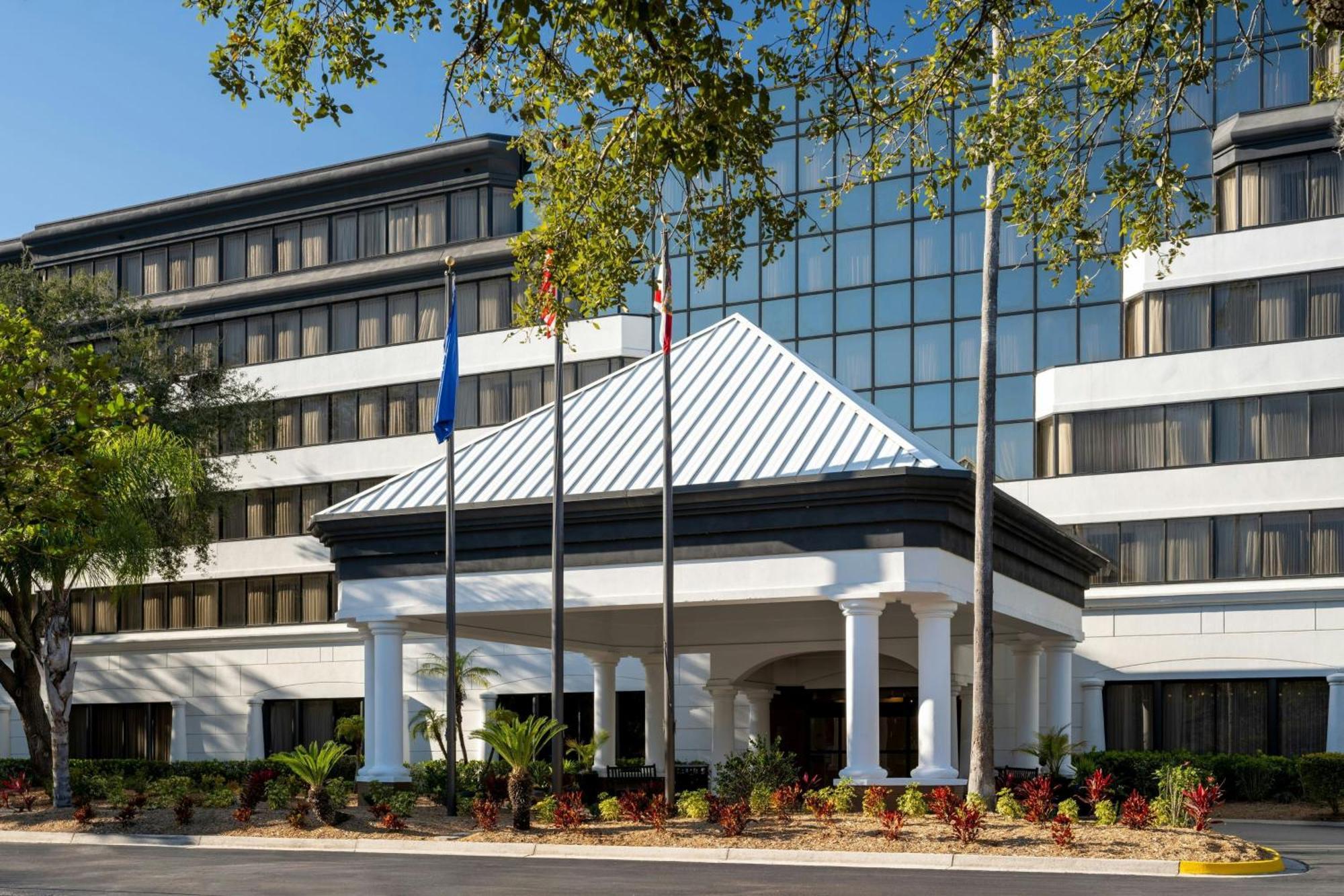 Hotel Delta By Marriott Deerwood Jacksonville