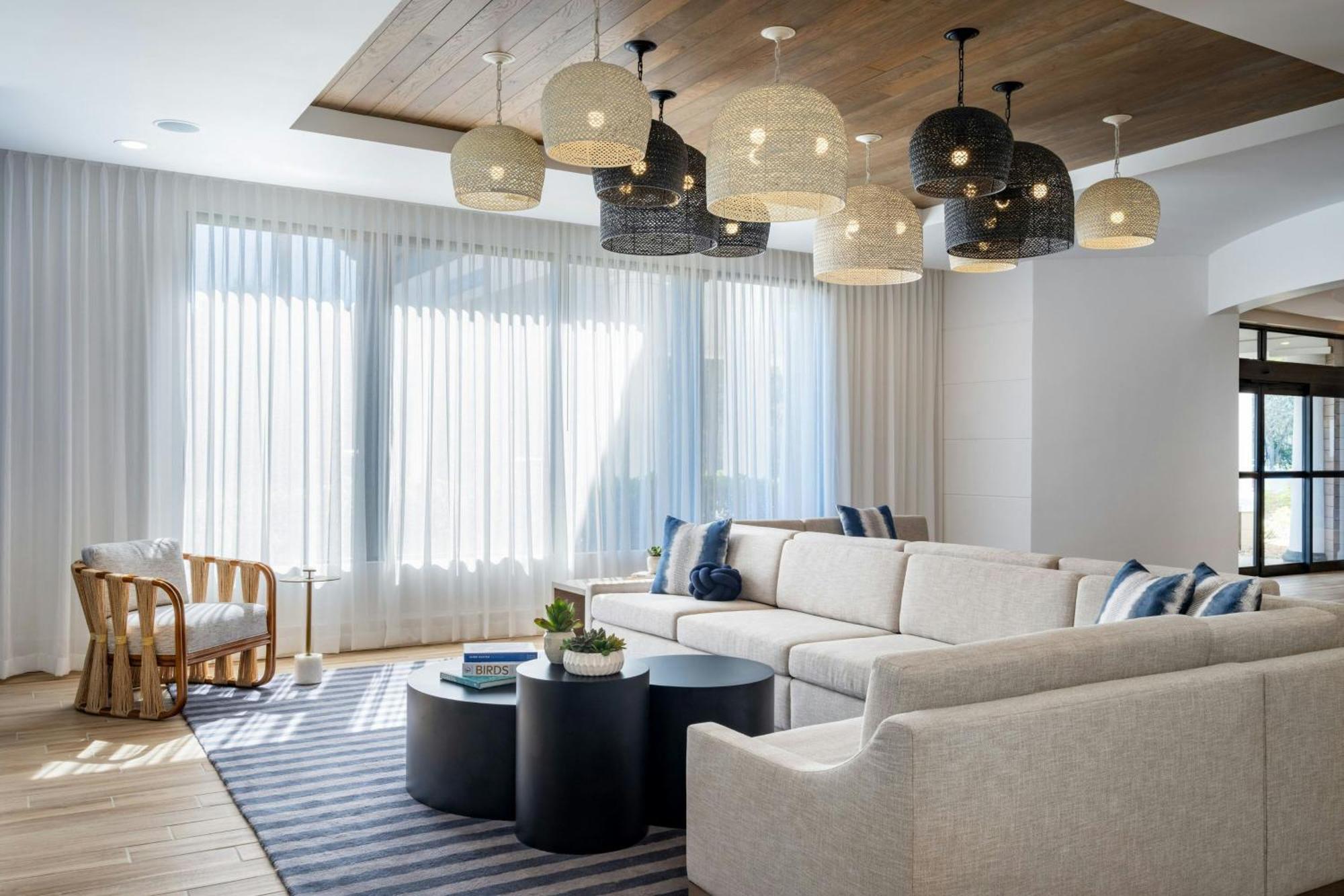 Hotel Delta By Marriott Deerwood