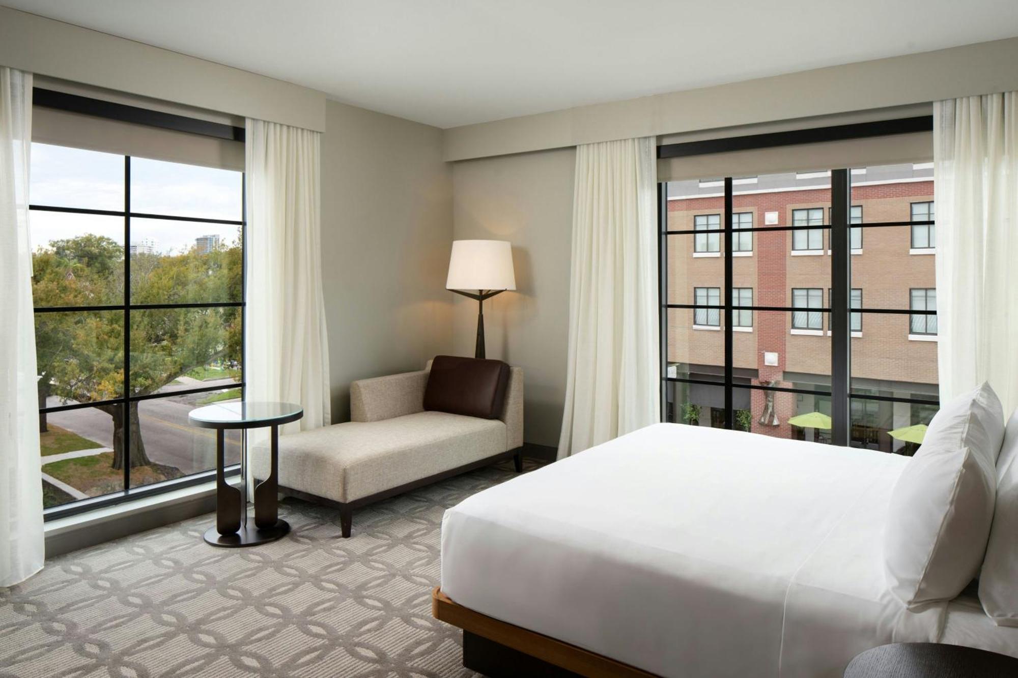 Epicurean Hotel, Autograph Collection Hotel 4*