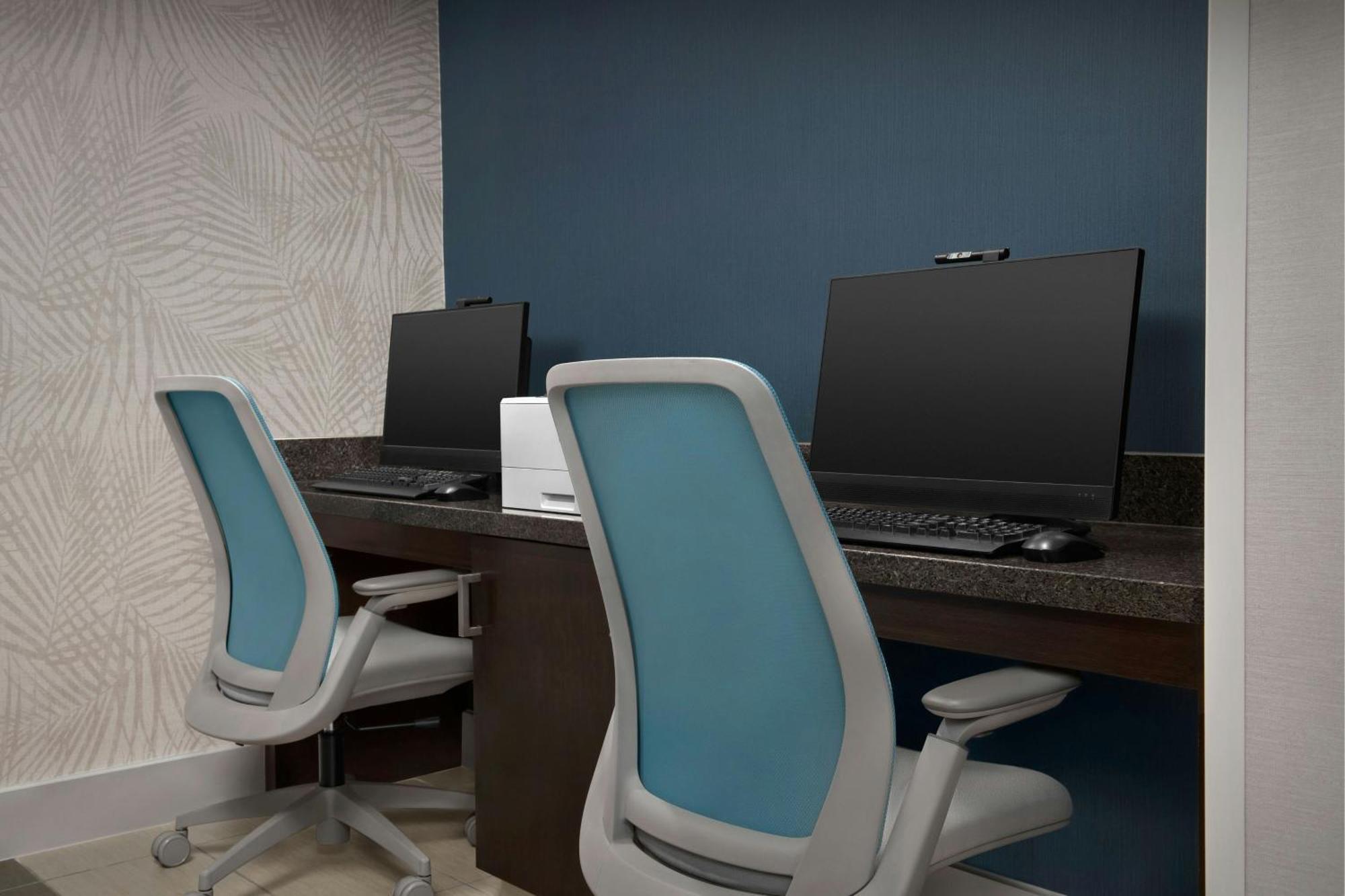 By Marriott Lauderdale Airport & Cruise Port Hotel 3*