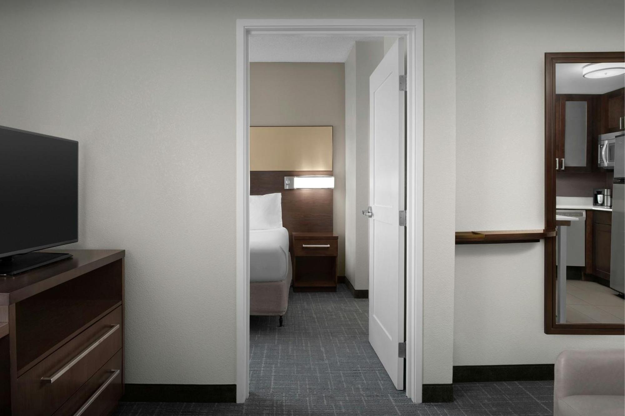 By Marriott Lauderdale Airport & Cruise Port Dania Beach