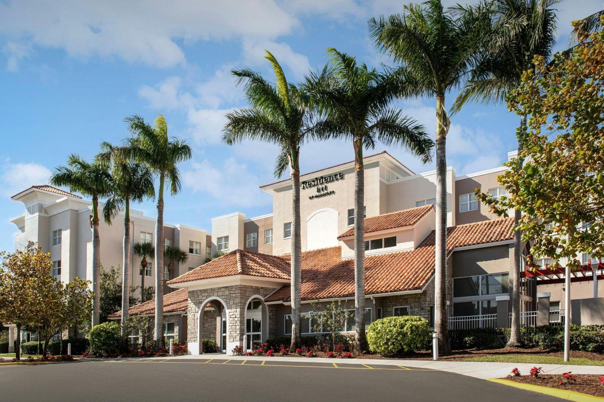 By Marriott Lauderdale Airport & Cruise Port