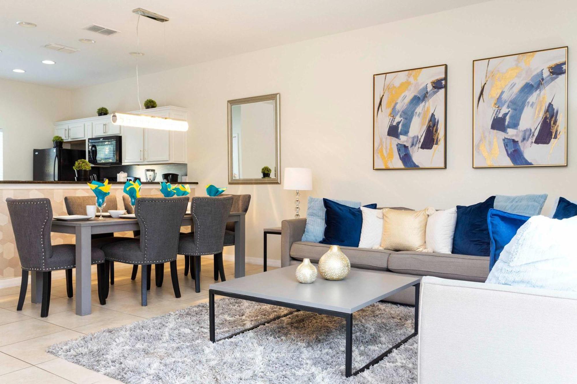 Three Bedrooms Townhome 3012