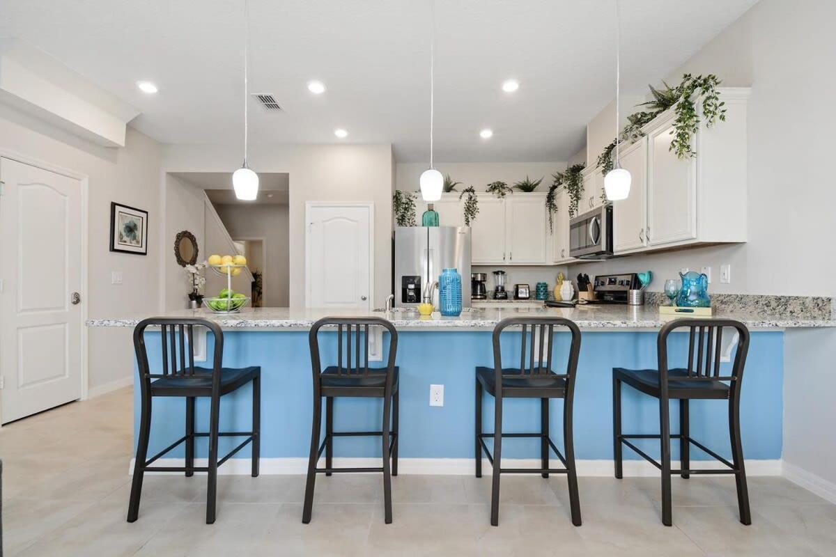 Four Bedrooms Townhome 5161 Holiday home *