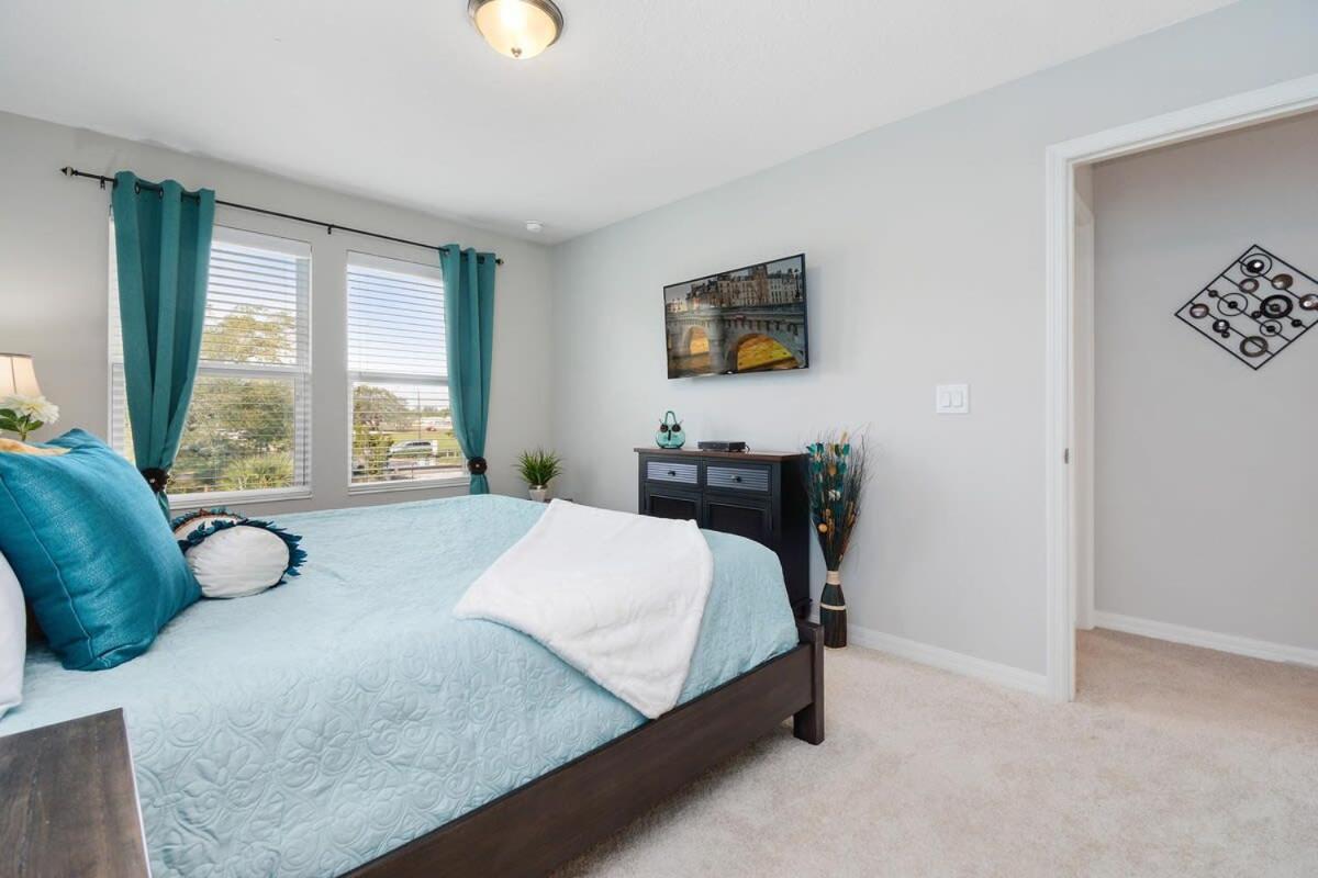 Four Bedrooms Townhome 5161 Holiday home