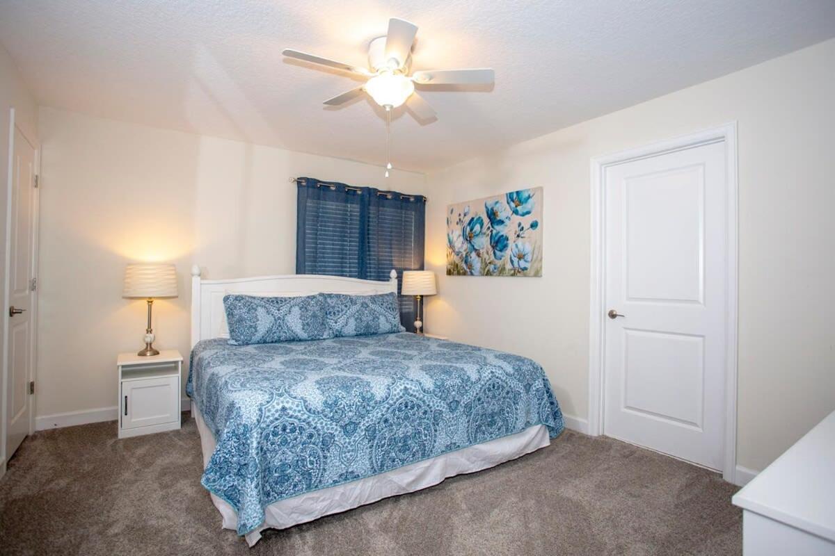 Stunning 5 Bd W/ Pool Close To 4822 Holiday home *