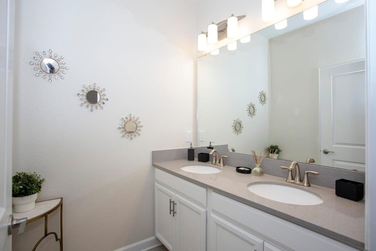 Holiday home Stunning 5 Bd W/ Pool Close To 4822 Kissimmee