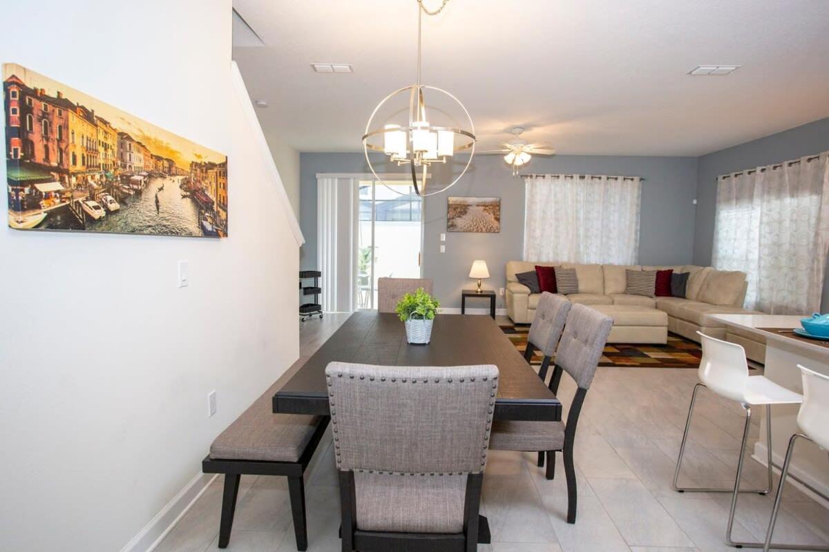 Stunning 5 Bd W/ Pool Close To 4822 Holiday home Kissimmee