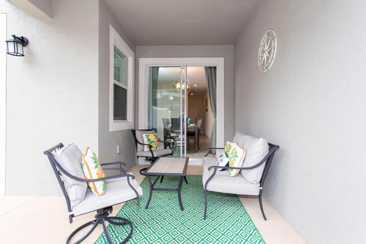 Luxurious Decor 4 Bd W/ Pool Close To 4820 Holiday home
