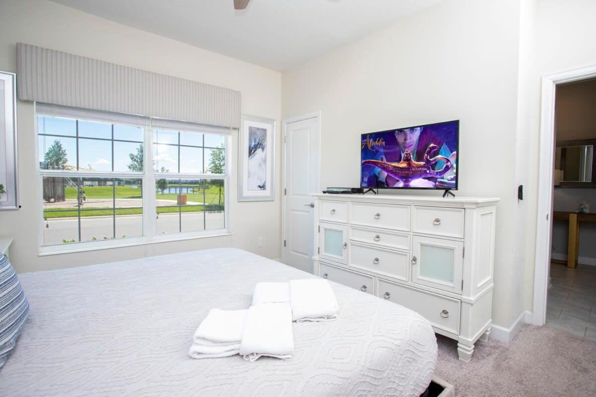 Ravishing Four Bd W/ Pool Close To 4947 *