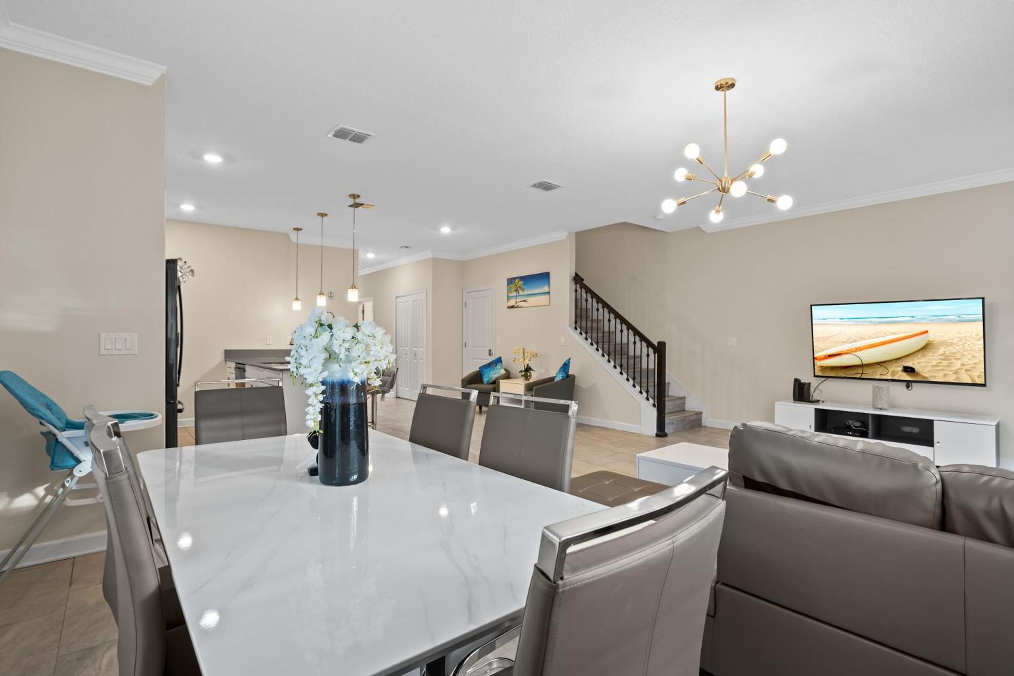 Stunning 5 Bd W/ Pool Close To @ Champions Gate 1012 Holiday home