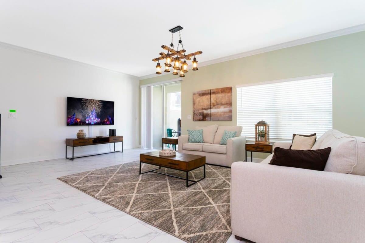 Gorgeous 5 Bd W/ Pool Close To @ Champions Gate 948 Holiday home Kissimmee