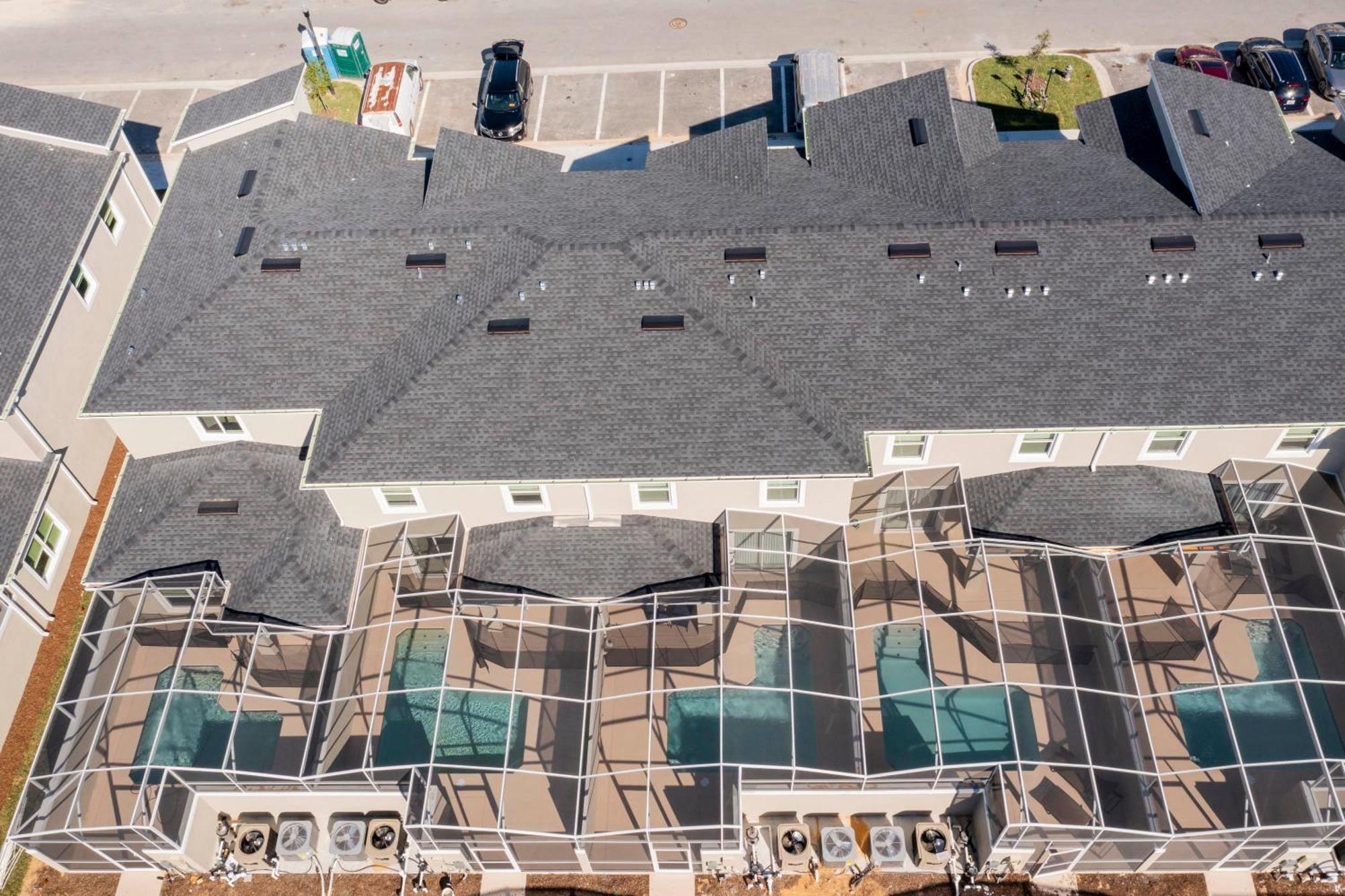 Stunning 4 Bd W/ Pool Close To @ Champions Gate 990