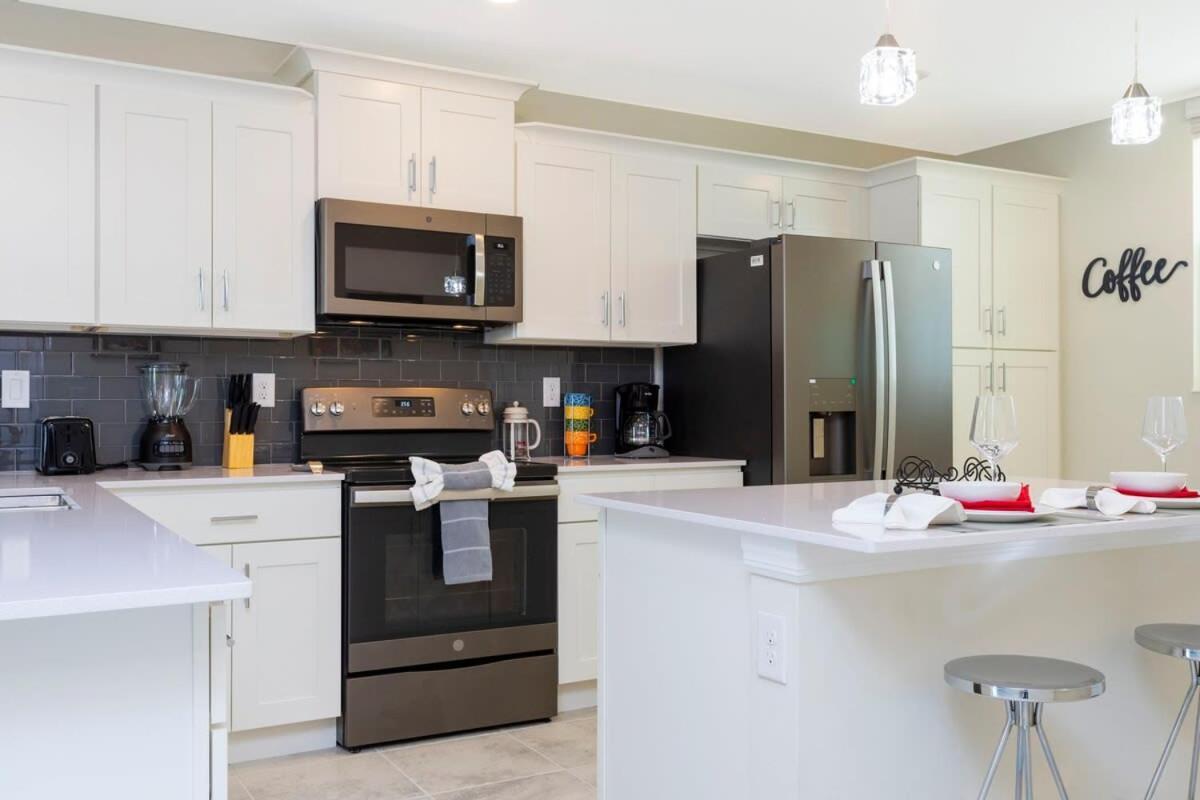 Stunning 2bd Apto Close To @ Storey 105p 3171 Holiday home *