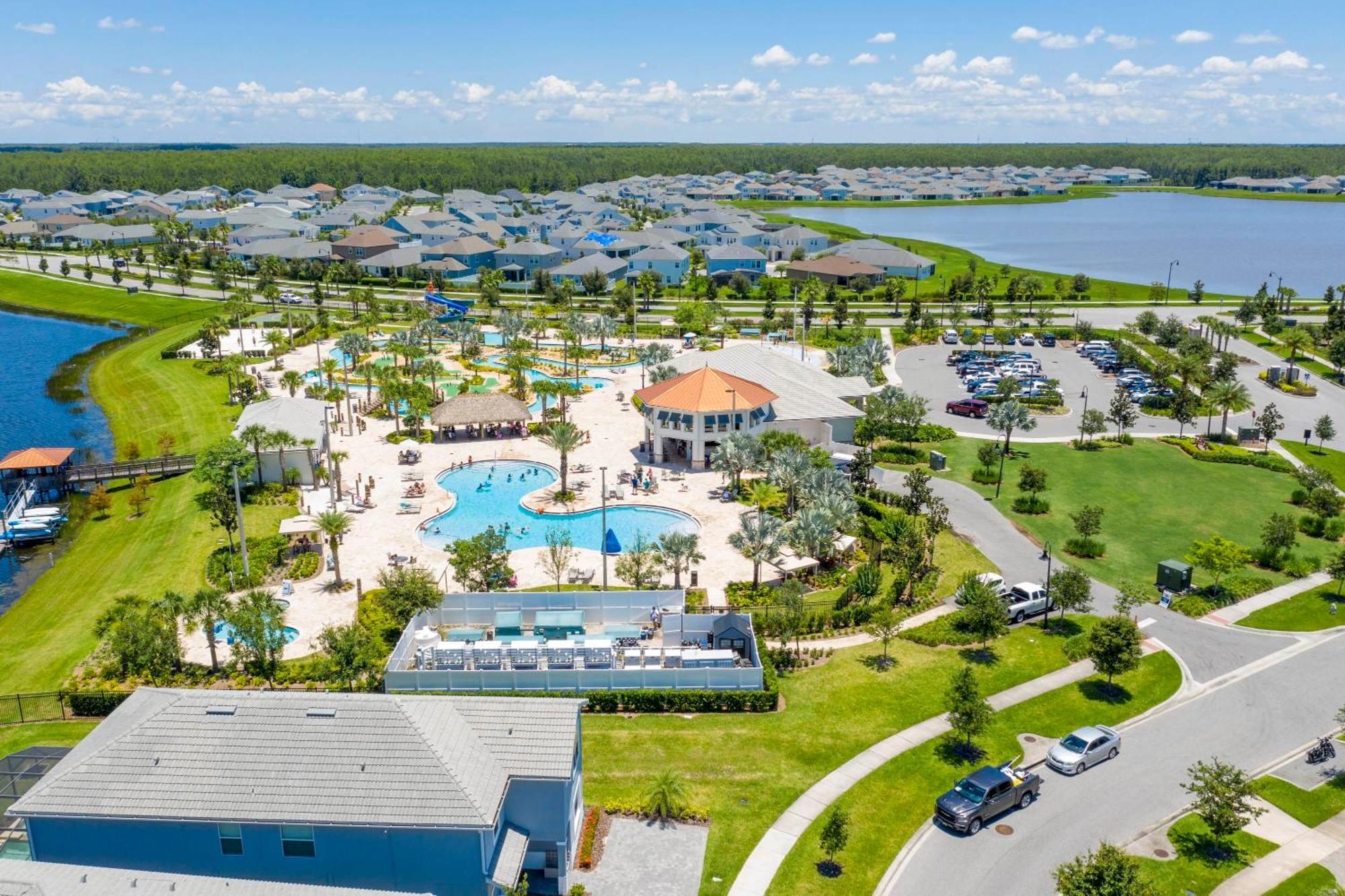 Magnificent 5bd W/ Pool Close To @storey 4800