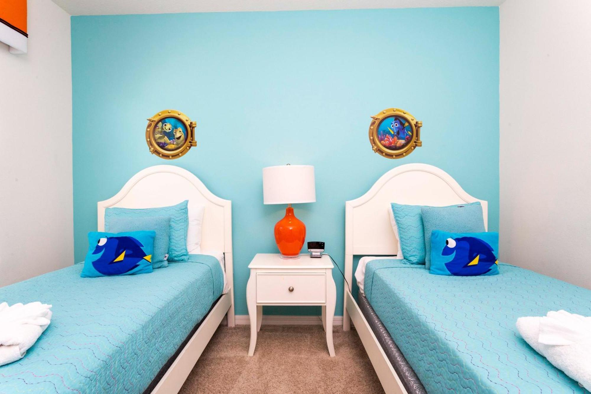Marvelous 7 Bd W/ Pool Close To @ Solterra 6086 Holiday home Davenport