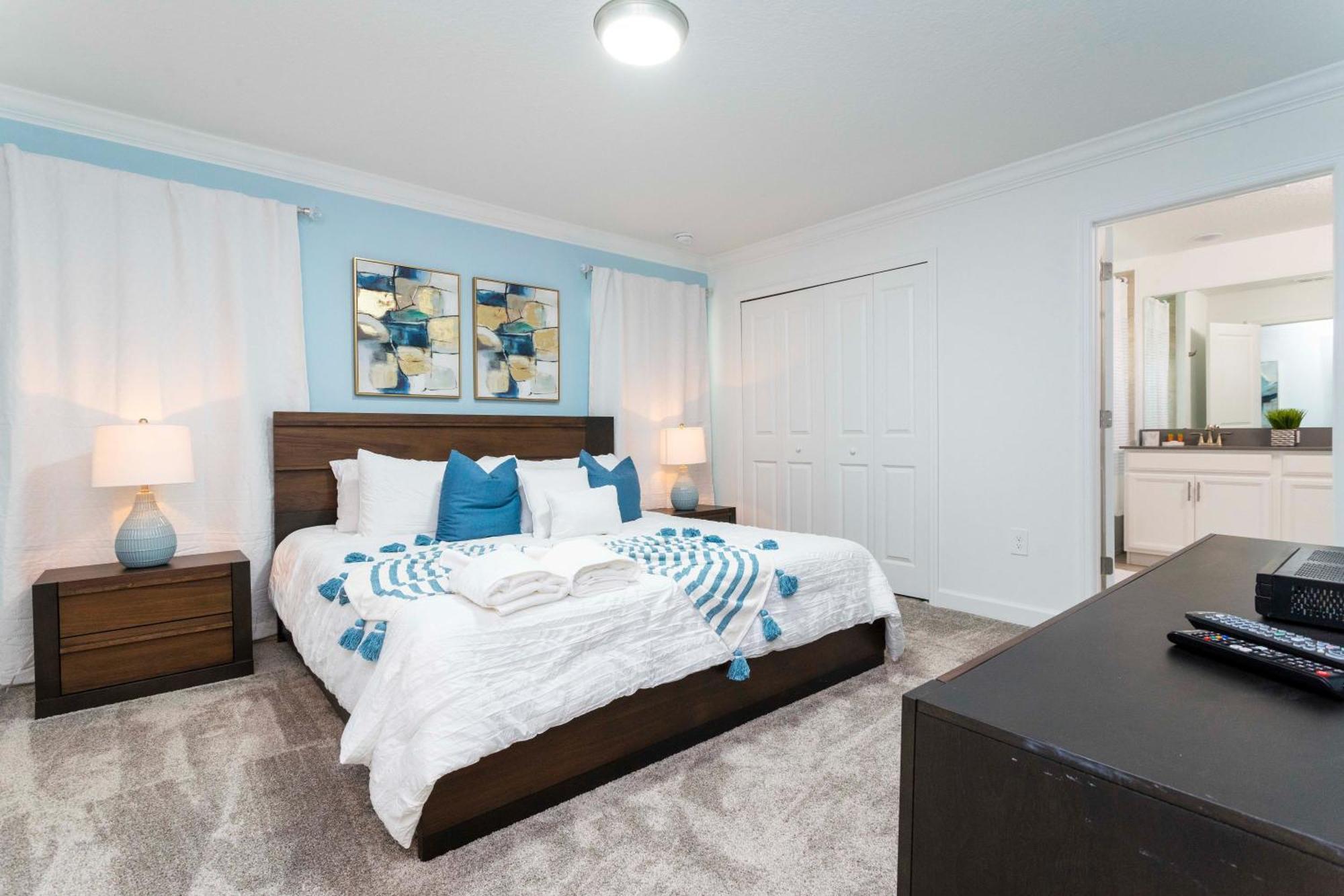 Stunning 4 Bd W/ Pool Close To @ Champions Gate 1158 Holiday home