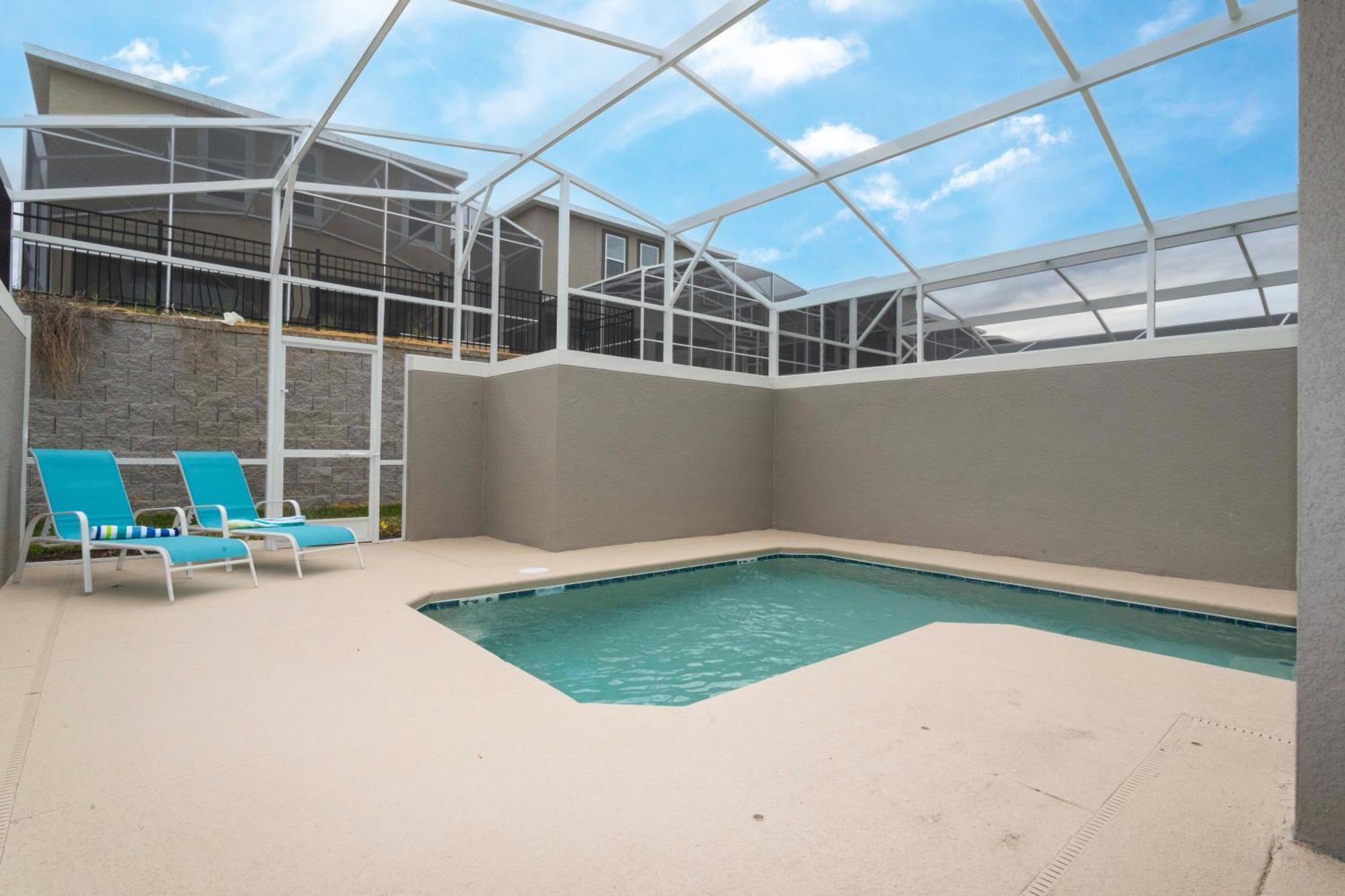 Holiday home Stunning 4 Bd W/ Pool Close To @ Champions Gate 1158