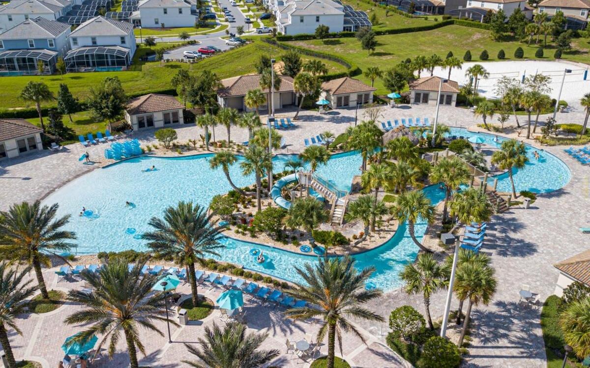 Holiday home Stunning 5 Bd W/ Pool Close To 8955 Kissimmee
