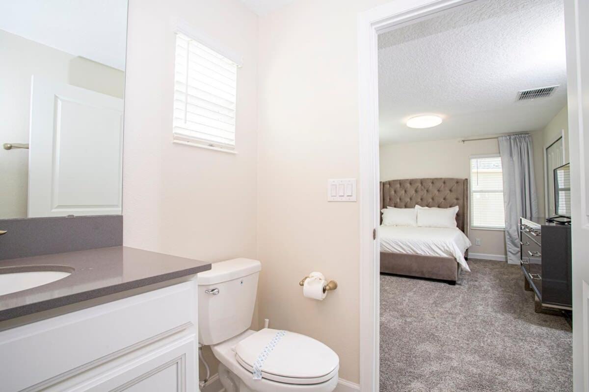 Holiday home Stunning 5 Bd W/ Pool Close To 8955 Kissimmee