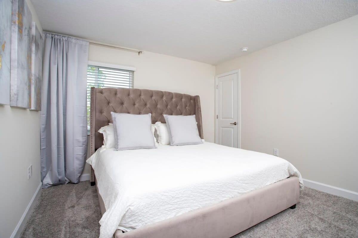 Stunning 5 Bd W/ Pool Close To 8955 Holiday home Kissimmee