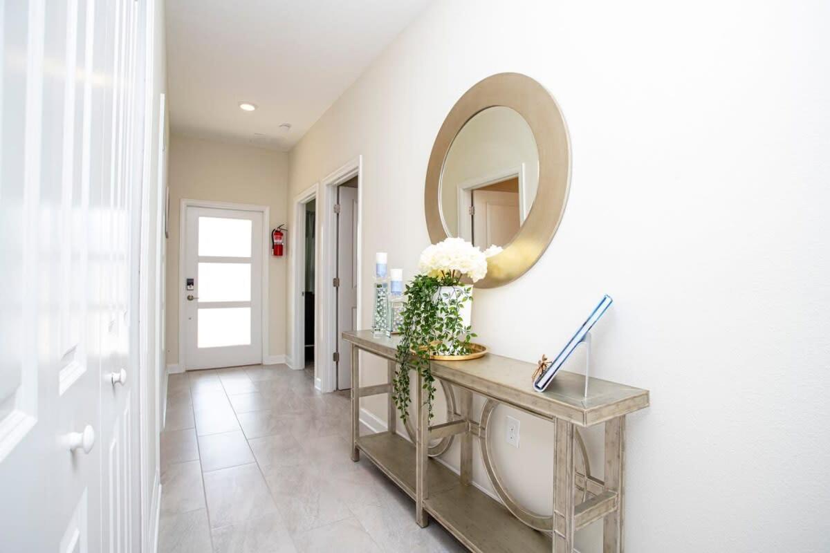 Stunning 5 Bd W/ Pool Close To 8955 Holiday home Kissimmee