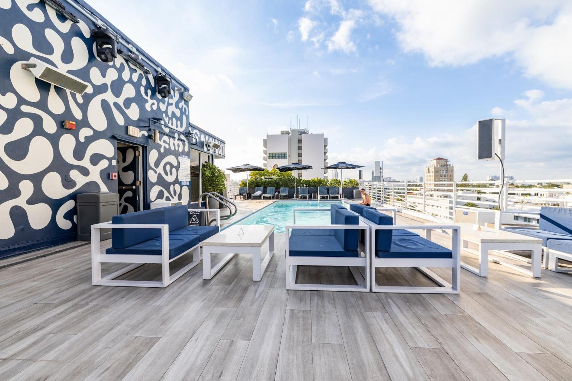 Oceanfront Oasis: 2-br On Ocean Drive *
