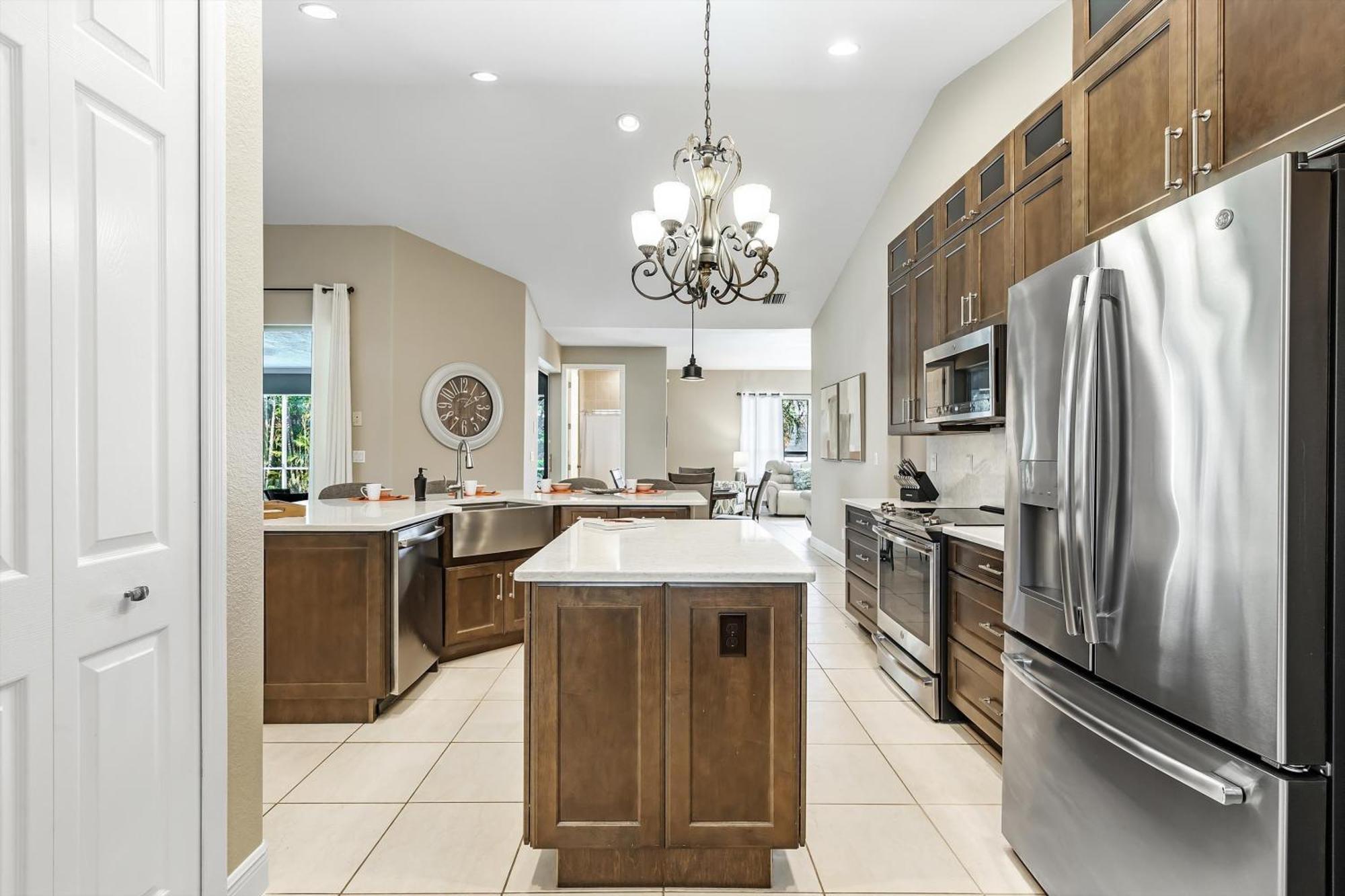 Villa Fully-fenced Electric-heated Oversized Pool With Lots Of Privacy - Cape Coral